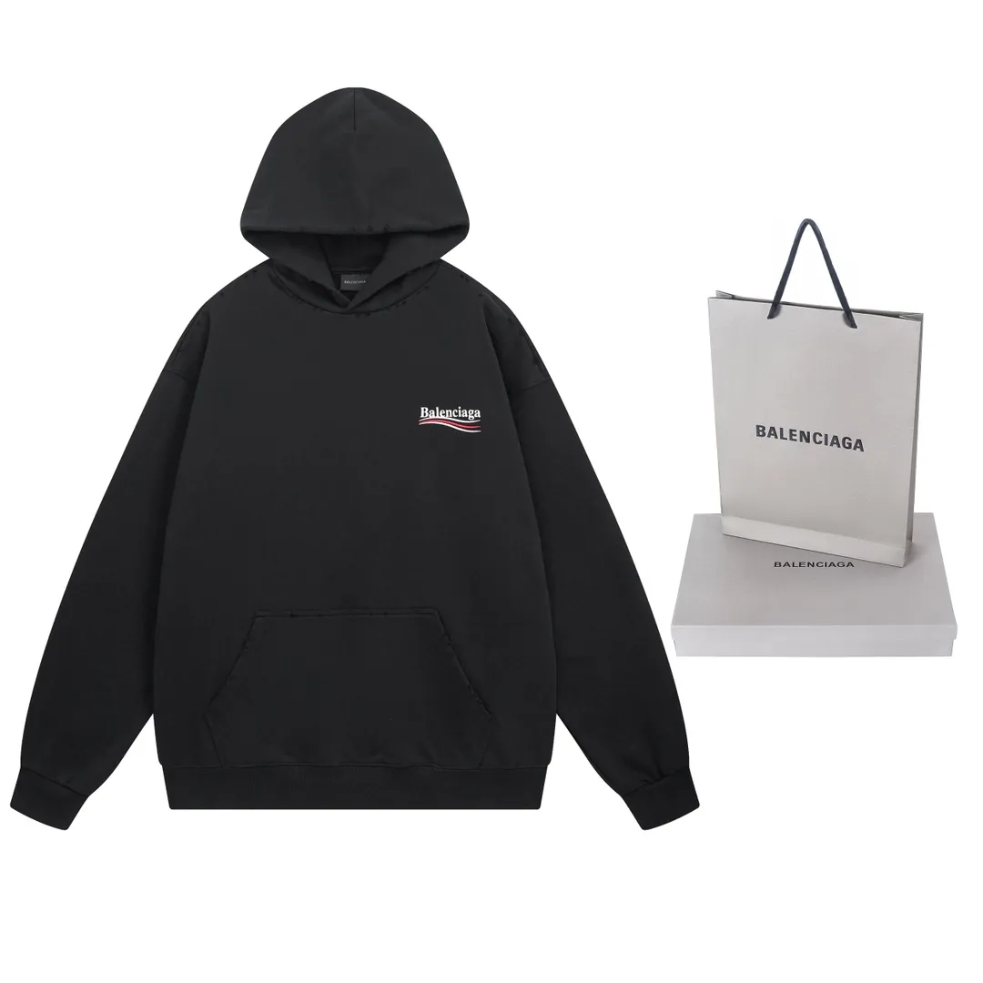 🅿️300 Actual pictures [Top version. Official website quality] BALENCI*GA/Paris# classic model, 2023 autumn and winter new style. Coke cracked printed worn distressed long-sleeved hooded sweatshirt. The fabric is made of Paris ZP custom-woven and dyed cotton double yarn David sweater. The weight is 450 grams, the cloth surface is clean. The cloth pattern is clear, soft and comfortable. The threads are dyed with no color difference. The classic pattern printing uses environmentally friendly imported glue, split printing, precision stencil, clear letters, no burrs, and strong three-dimensional effect. The garments are worn and worn. All colors are synchronized with the brick cabinets, custom woven and dyed, and will not fade. Different market currencies. The version adopts OS loose shoulder design. Same style for men and women. Code: BL238029 Color: black, smoke gray, plain blue, off-white Size: XS S M L
