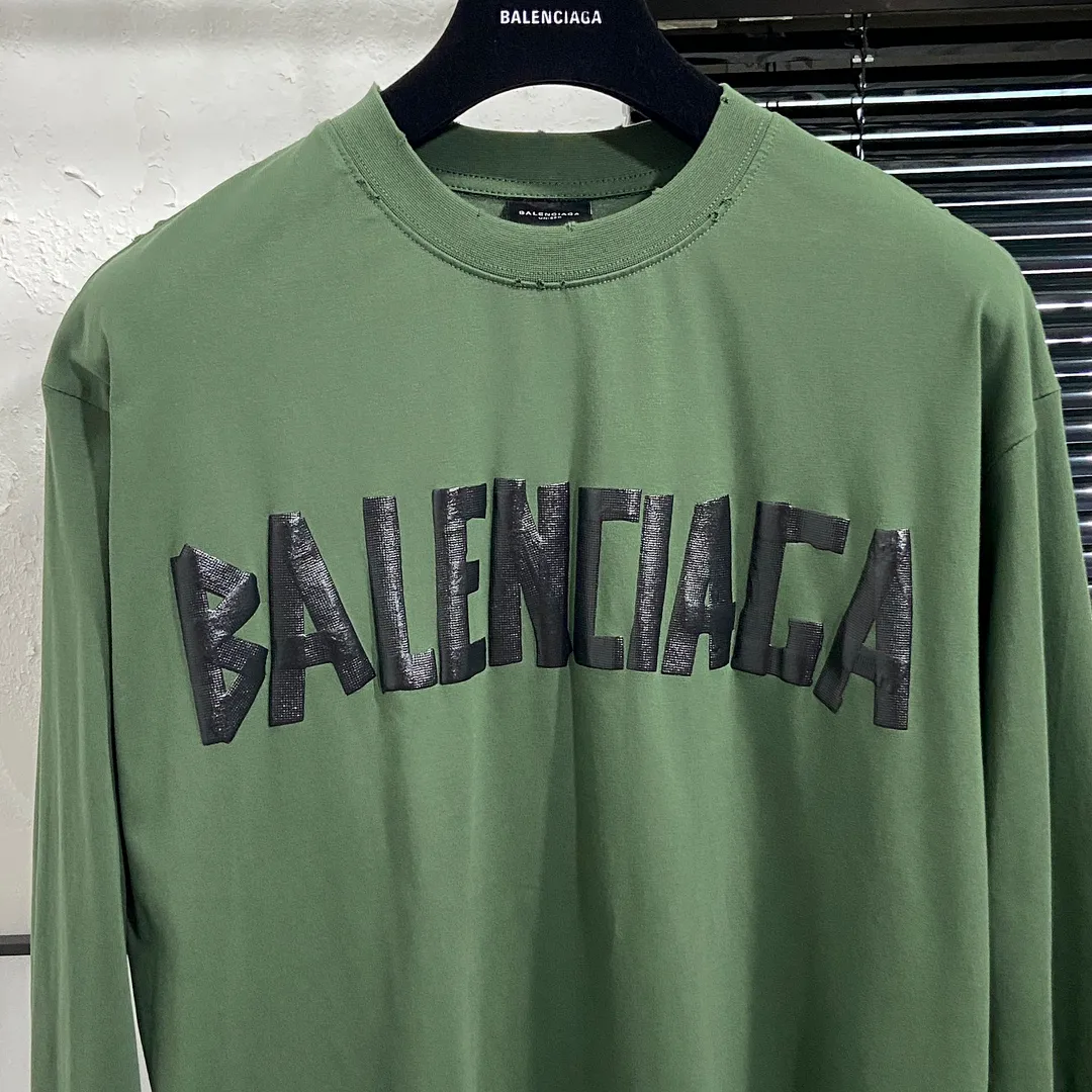 🅿️200 8110# Detailed picture Top version [[BALENCIA*GA] official website quality Paris new yellow tape digital direct spray long-sleeved T-shirt OS version Loose dropped shoulders Unisex fabric: 260g 100% cotton double yarn Process: front and rear digital direct spray Garment wash worn distressed fixed color solid Color: gray blue black white washed blue wine red green Size: XS S M L