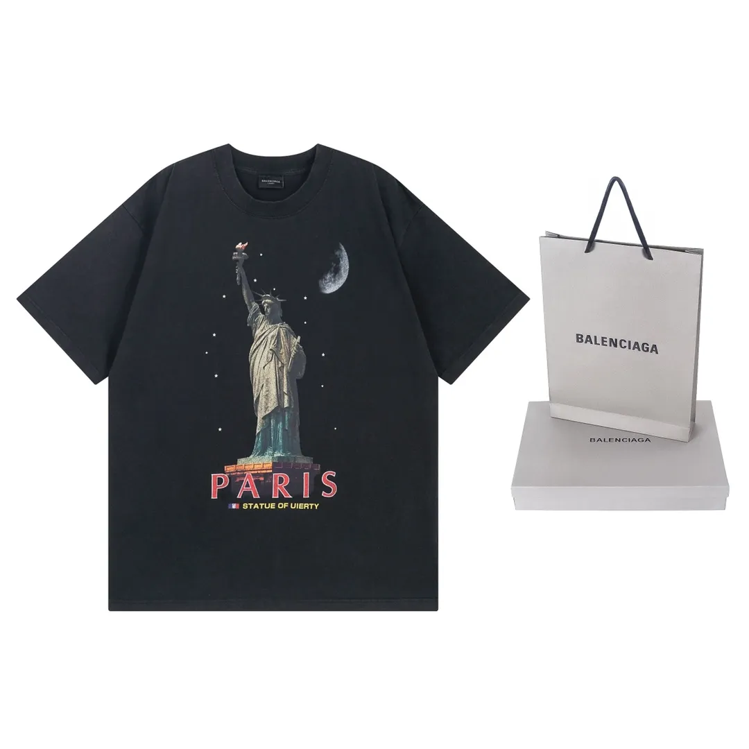 🅿️194 Detail Picture [Top version. Official website quality] BALENCI*GA/Paris. 2024 catwalk style goddess washed and distressed short-sleeved T-shirt 2024 new style. All pattern details, colors and Y-board customization. Note that the entire pattern of the authentic product is a night scene with the moon🌙 pattern light. See the picture for delivery at Jubie Market. Brick cabinets are synchronized. Genuine products are developed at the first time, and you can print and compare! The fabric is made of Paris ZP custom-woven and dyed cotton double yarn. Weighing 260 grams, the cloth surface is clean. The cloth pattern is clear, soft and comfortable. The threads are dyed with no color difference. The printing uses environmentally friendly imported materials and self-inking direct injection, with clear letters and three-dimensional effect. The entire garment is washed and distressed. The version adopts OS loose shoulder design. Same style for men and women. Code: BL223361 Color: washed black, beige. Size: XS to L