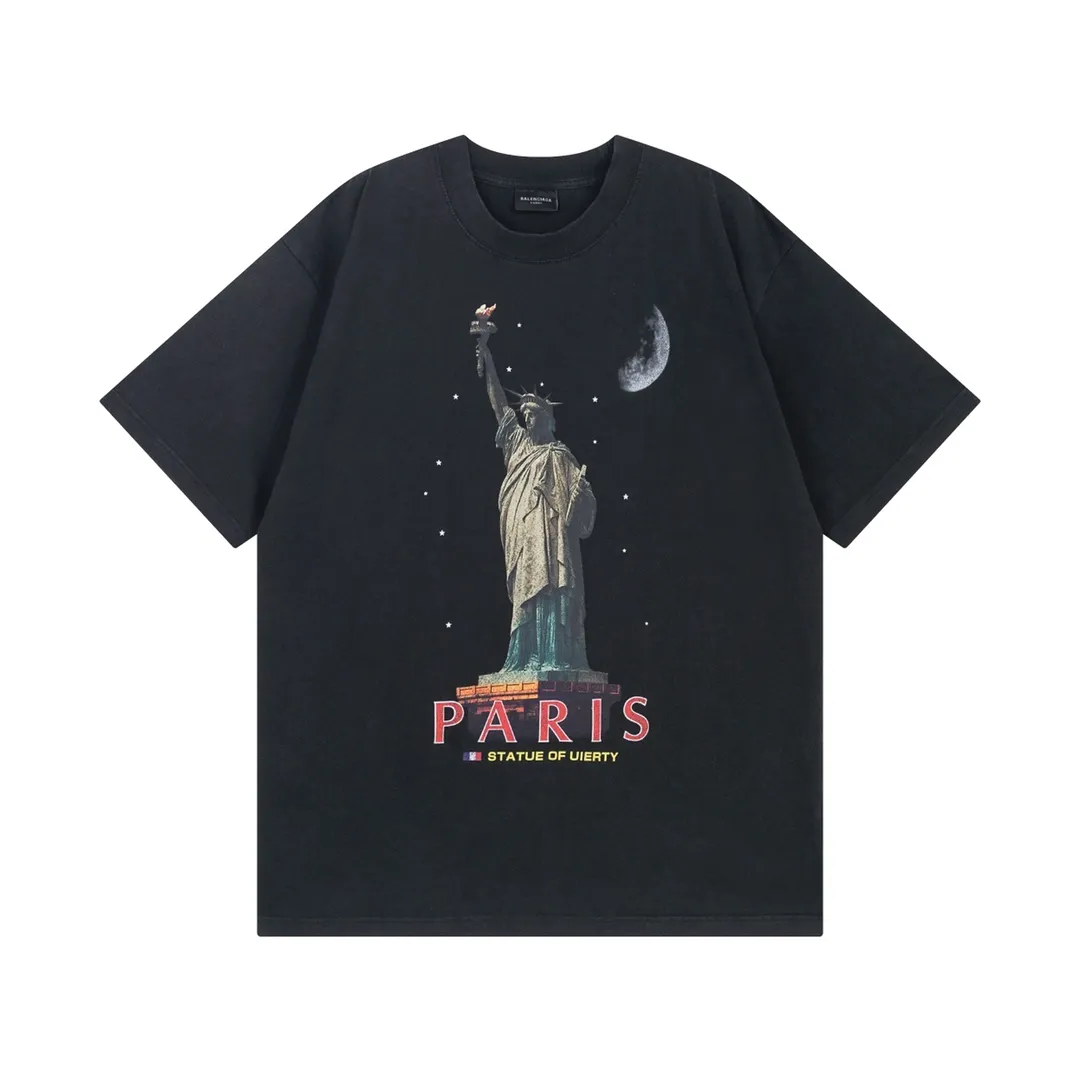 🅿️194 Detail Picture [Top version. Official website quality] BALENCI*GA/Paris. 2024 catwalk style goddess washed and distressed short-sleeved T-shirt 2024 new style. All pattern details, colors and Y-board customization. Note that the entire pattern of the authentic product is a night scene with the moon🌙 pattern light. See the picture for delivery at Jubie Market. Brick cabinets are synchronized. Genuine products are developed at the first time, and you can print and compare! The fabric is made of Paris ZP custom-woven and dyed cotton double yarn. Weighing 260 grams, the cloth surface is clean. The cloth pattern is clear, soft and comfortable. The threads are dyed with no color difference. The printing uses environmentally friendly imported materials and self-inking direct injection, with clear letters and three-dimensional effect. The entire garment is washed and distressed. The version adopts OS loose shoulder design. Same style for men and women. Code: BL223361 Color: washed black, beige. Size: XS to L