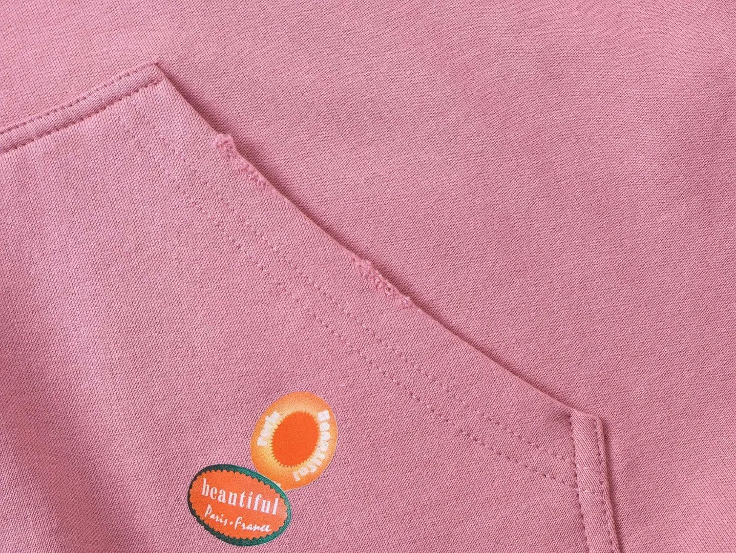 🅿️450 - BALENCI*GA Paris fruit pattern Vintage hooded zipper sweatshirt. Growth positioning fixed point computer spray printing and embossing. Manual master positioning and fixed point grinding. Customized matching hardware. Clear letters. Three-dimensional effect. Exclusive pattern matching, custom weaving and dyeing 460g fabric. Threads are dyed in the same cylinder with zero color difference. Brick cabinet synchronization. Welcome to compare. Same style for men and women -Color: gray pink -SIZE: Xs S M L Style number 8979#