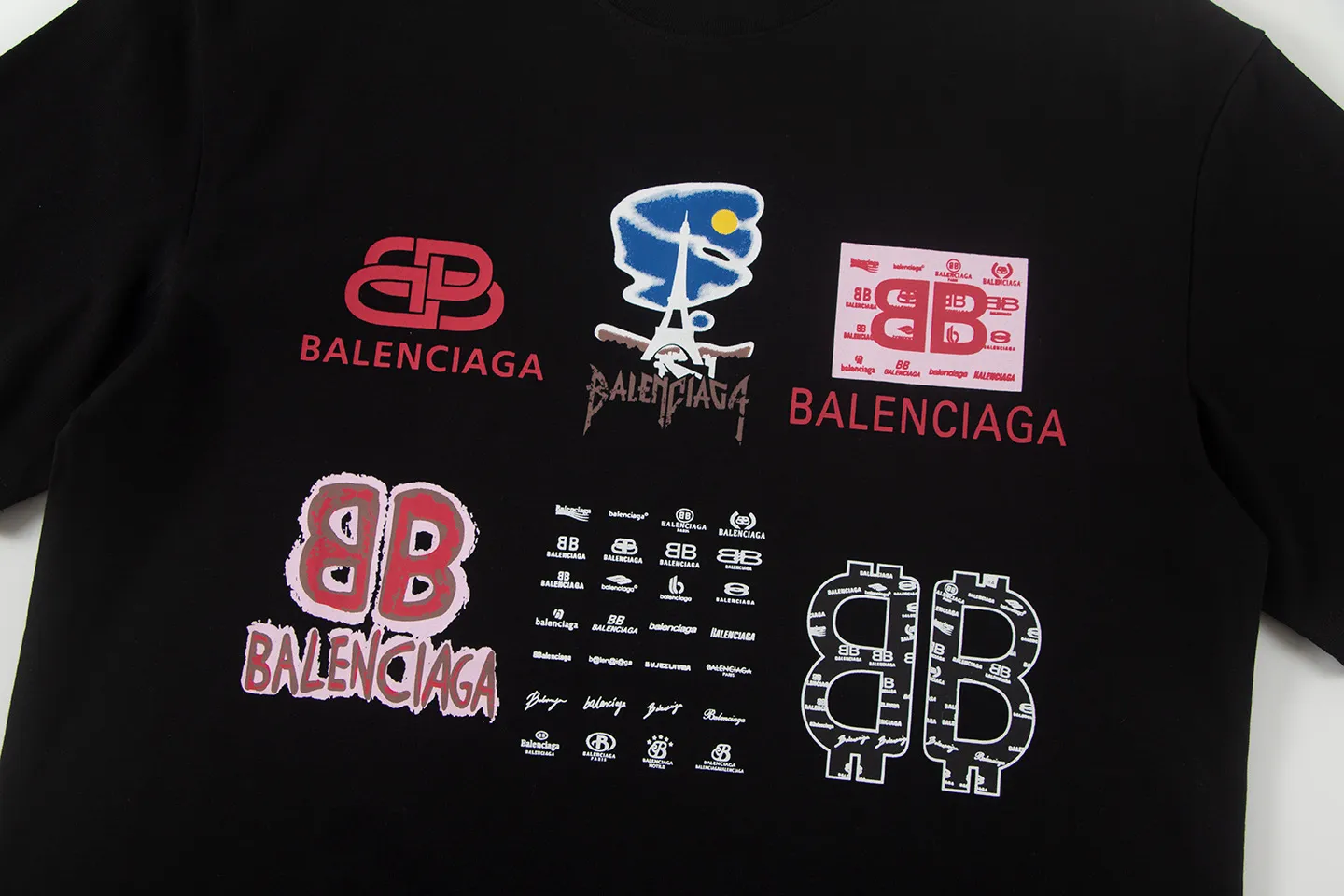 🅿️160 Balenciaga2026 new T-shirt Material: Made of high version 300g double yarn combed cotton Size: S M L XL Color: black and white Style number: W2801