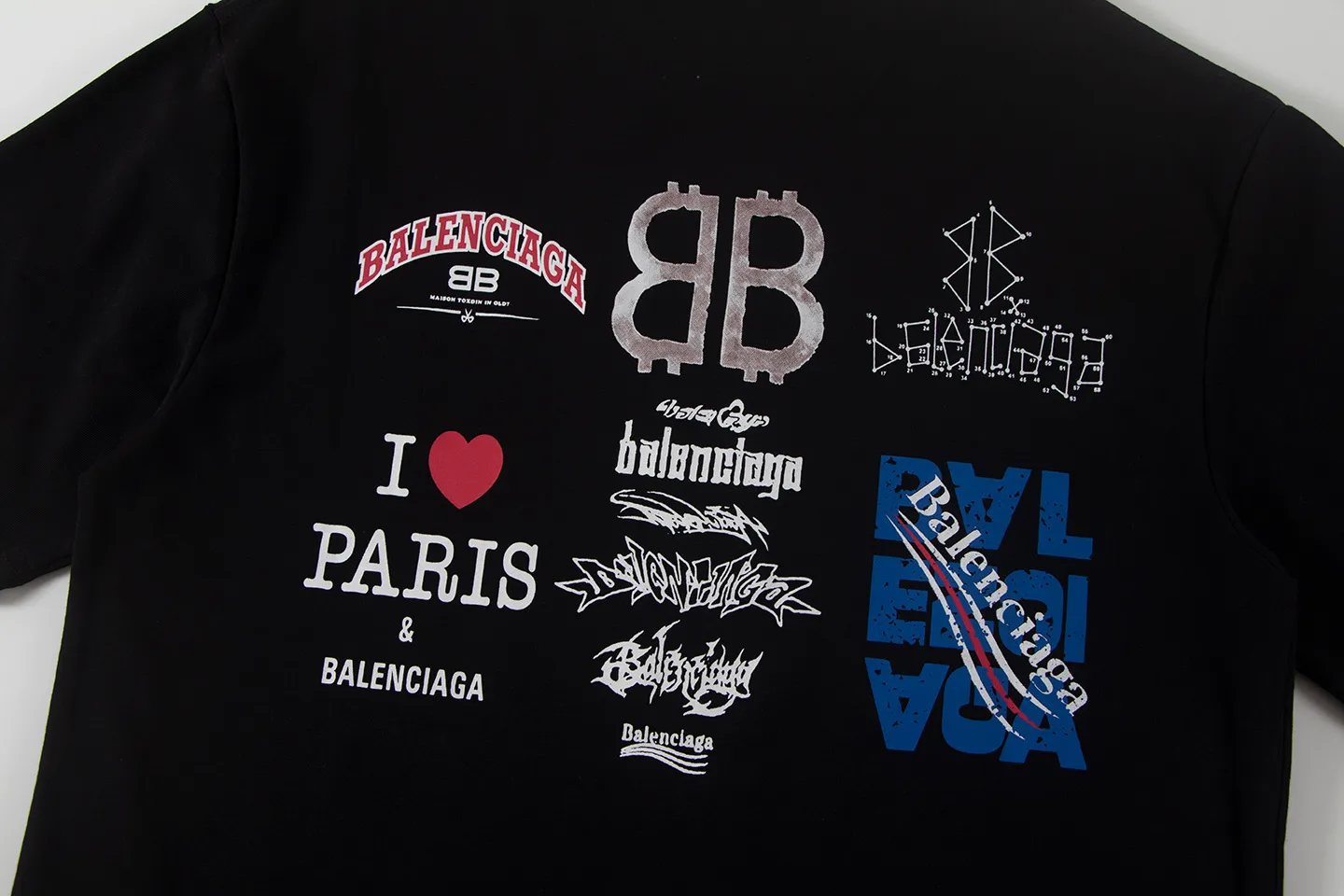 🅿️160 Balenciaga2026 new T-shirt Material: Made of high version 300g double yarn combed cotton Size: S M L XL Color: black and white Style number: W2801