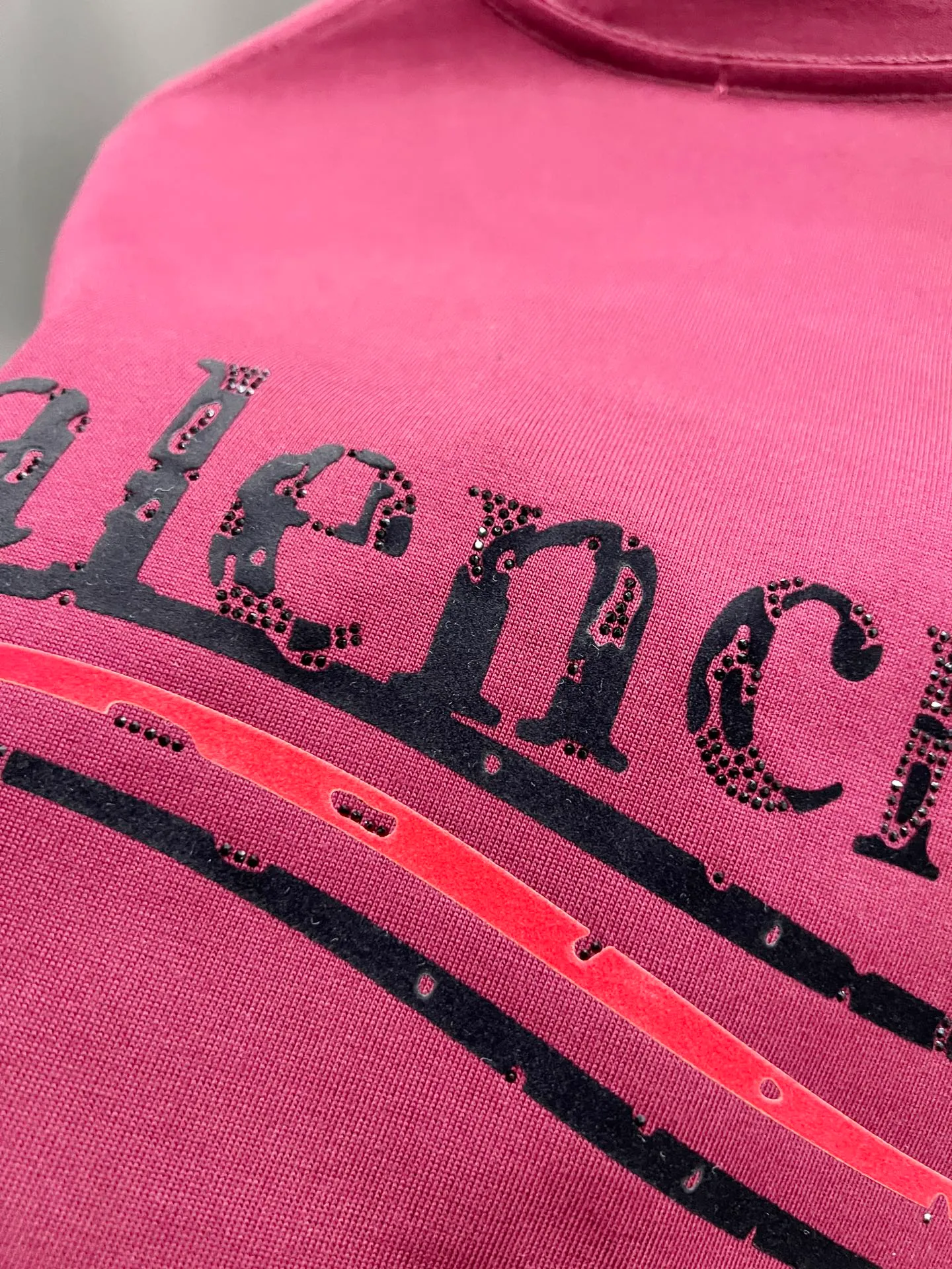 🅿️190 BAL Balenciaga 2025 autumn and winter new short-sleeved T-shirt, classic Coke logo printing + hot diamond process, loose version for men and women, S M L XL XXL, five sizes, color: black, white, Angora red