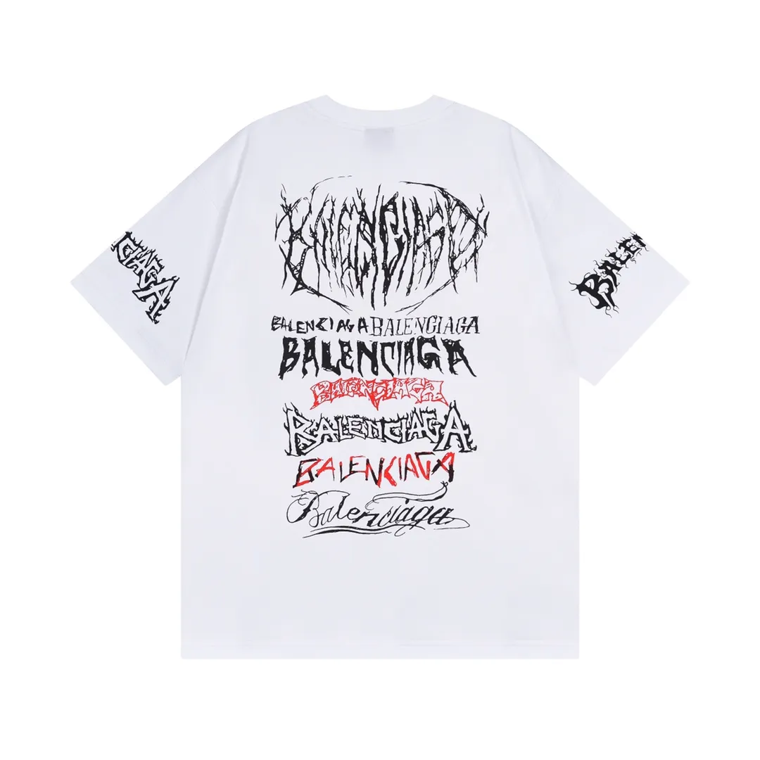 🅿️186 Detailed Pictures [Top version. Official website quality] BALENCI*GA/Paris. 2024 new model. Year of the Dragon limited print short-sleeved T-shirt, synchronized with brick cabinet. Developed genuine product at the first time, enjoy printing and comparison! The fabric is made of Paris ZP custom-woven and dyed cotton double yarn. Weighing 260 grams, the cloth surface is clean. The cloth pattern is clear, soft and comfortable. The threads are dyed with no color difference. The classic LOGO is made of environmentally friendly imported materials, drawn silk flowers, with clear letters and three-dimensional effect. Restore the brick cabinet. Welcome to compare, the version adopts the OS loose shoulder version. Same style for men and women Coding: BL223322 Color: black, white, red, pink Size: XS to L