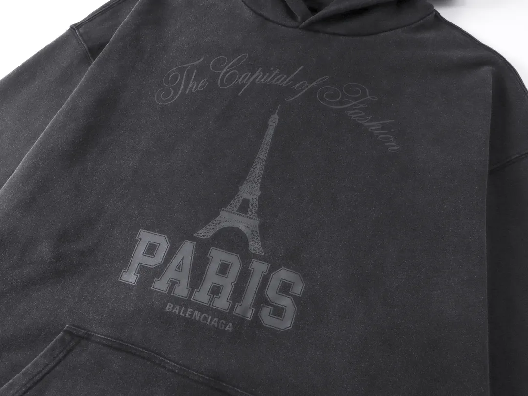 🅿️320 real shots [Top version. Official website quality] BALENCI*GA/Paris. 2024 new model. Front iron tower art print washed and distressed hooded sweatshirt. Brick cabinet synchronization. Genuine product developed at the first time, please print and compare! The fabric is made of Paris ZP custom-woven and dyed cotton sweatshirt. Weighing 460 grams, the cloth surface is clean. The cloth pattern is clear, soft and comfortable. The threads are dyed with no color difference. The printing is made of environmentally friendly imported materials. The letters are clear and the effect is three-dimensional. The entire garment is washed and distressed. The version adopts OS loose shoulder design. Same style for men and women. Code: BL238909 Color: washed black Size: XS. S. M. L