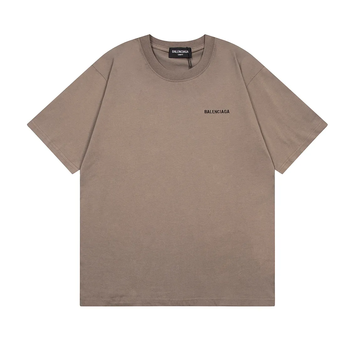 🅿️166 Detailed picture [Top version. Official website quality] BALENCI*GA/Paris#Classic style. Classic letter embroidered short-sleeved T-shirt on the front and back #brick cabinet synchronization.                       The fabric is made of Paris ZP custom-woven and dyed cotton double yarn, weighing 260 grams. The cloth surface is clean. The cloth pattern is clear, soft and comfortable. The threads are dyed with no color difference. The classic letters are embroidered with an imported embroidery machine. The letters are clear and the effect is three-dimensional, restoring the brick cabinet. The version adopts the OS loose shoulder style. The same style for men and women. Coding: BL223023 Color: Earthy brown. Peacock blue. Light green Size: XS to L