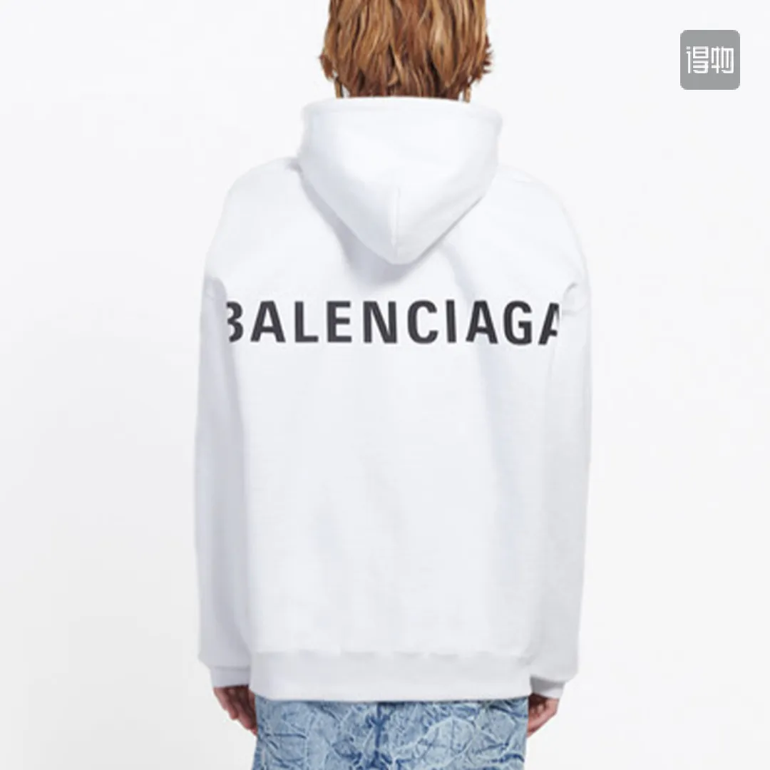 ♻️💯Reference model picture for the upper body❤️The top version of BALENCIAGA with large LOGO basic letters on the back, pure cotton loose, same style for men and women, high-end hooded sweatshirt, the god of simplicity in Paris, a volume sought after by many stars. Lisa’s favorite basic short-sleeved Paris style, which has a very high appearance rate. Wear alone, paired with jeans, shorts, and sweatpants, it's a versatile style. Xiaohongshu, a hot item on INS, a must-have for Paris fans.  The printing uses white glue as a base, coupled with Kornit direct injection, which ensures the anchorage of the printing and machine washing without any pressure. However, everyone should pay attention to something. The printing of this model is not thick glue, and the printing surface is not shiny. Please pay attention to the importance of version. Don't make a pattern based on the pictures. If you don't have the original version, you won't be able to make it look one to one like the original version. At most, you can just make a look. It's just a piece of clothing without a soul. The fabric is made of 480g combed cotton terry fabric, and the threads and fabric are custom-woven and dyed in the same style, with no color difference.  A complete set of customized tags, collar tags, washed, plastic bags, and most importantly, a complete set of bags, tag codes, and codes are all authentic.  Color: White Size: XS-L P:450