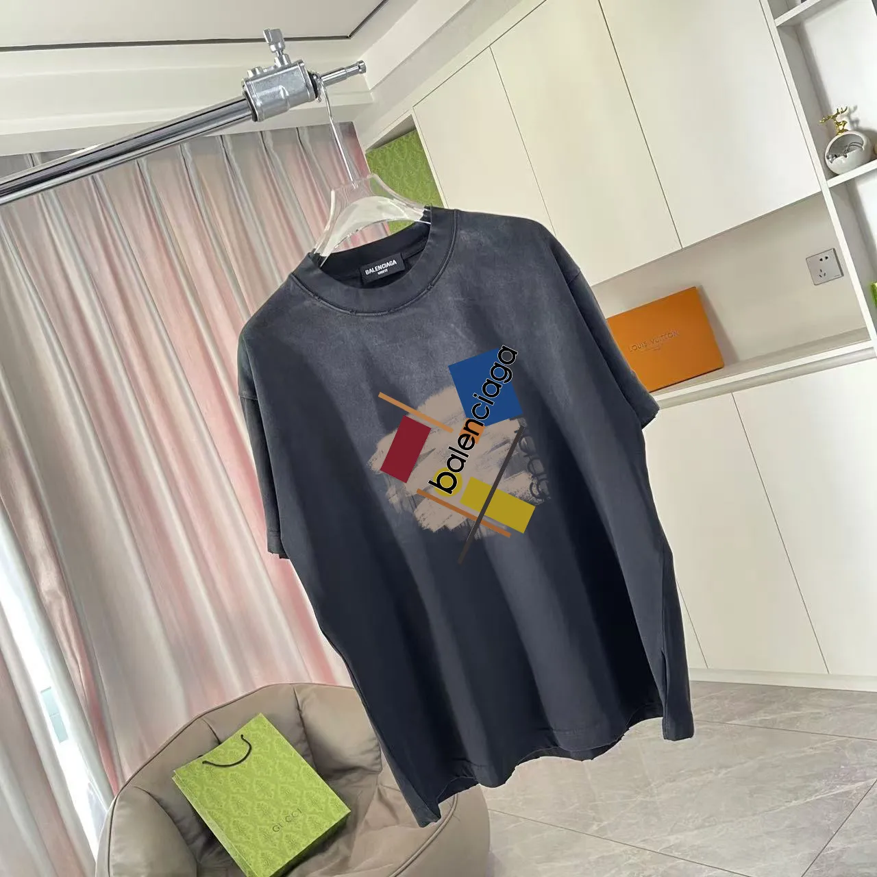 🅿️190 BALENCI*GA Paris 2025 summer new style, washed, distressed, spray-painted, personalized letter logo printing, customized fabric 320g, short-sleeved T-shirt, same style for men and women, size: S M L XL XXL five codes, color: black, white, gradient black, gradient red