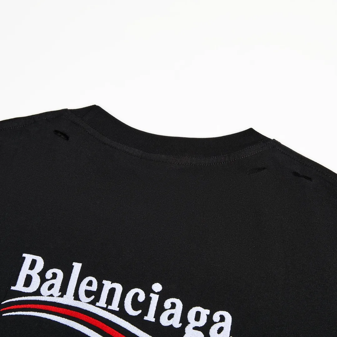 🅿️160 9116# Detailed picture Top version [[BALENCIA*GA] official website quality Paris new Coke embroidered short-sleeved T-shirt OS version Loose dropped shoulders Unisex style Fabric: 260g 100% cotton double yarn Technology: Front and back embroidery Garment washing Shape solid Color: Black White Size: XS S M L