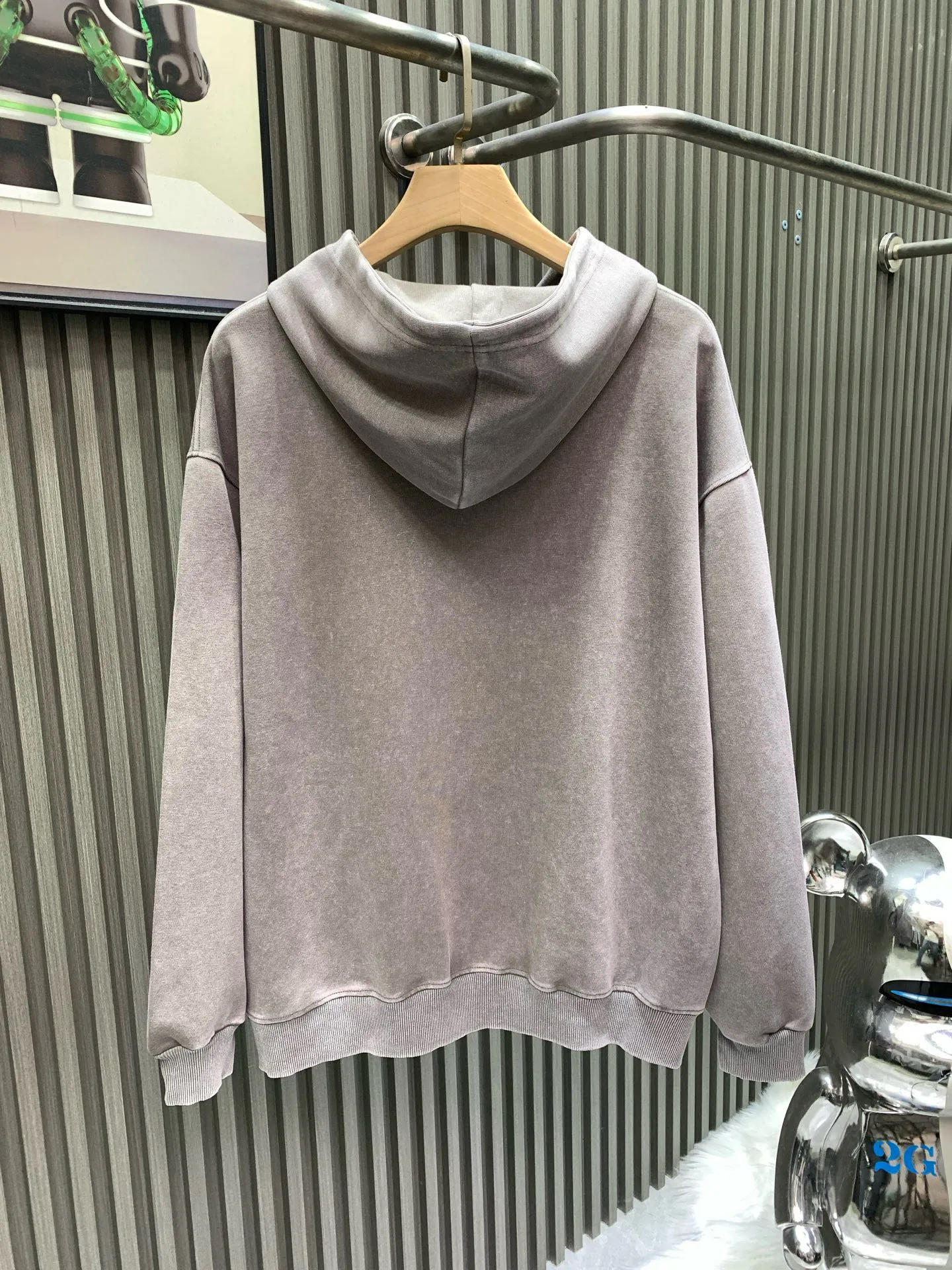 🅿️310 gray