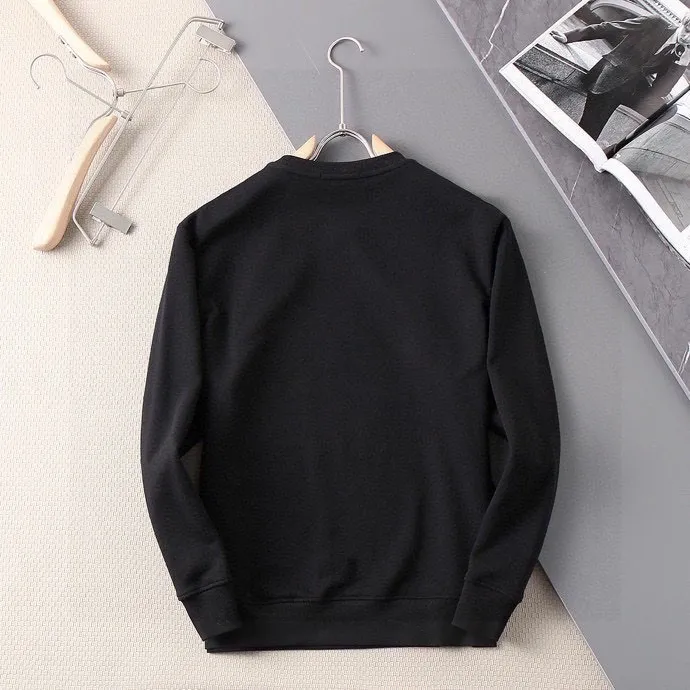 🅿️220 brand [BALENCIAGA] (good news for fat people) 2025ss autumn latest long-sleeved round-neck sweatshirt, available simultaneously on the official website. Refreshing and breathable. Made of top Tencel Roman. Comfortable and soft. 3D stereoscopic clarity. Super fashion sense. Great gift for your own use. Size: M-5XL (can be worn up to 220 pounds)