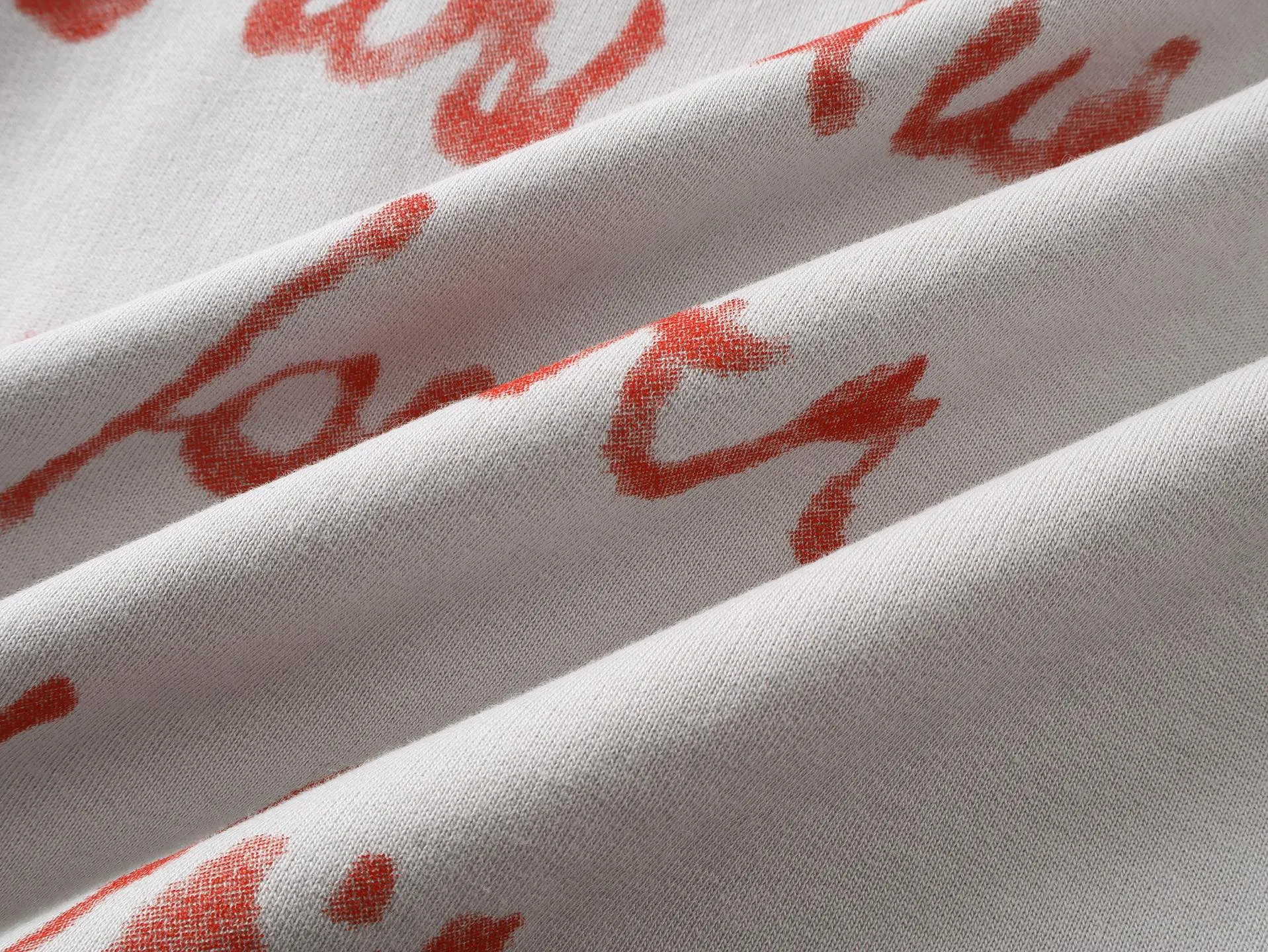 🅿️380 real shots [Top version. Official website quality] BALENCI*GA/Paris.SS25 latest model, Paris Valentine’s Day limited edition. Washed and distressed hooded sweatshirt with direct English print on the front and back. Brick cabinets are synchronized. Genuine products are developed at the first time. Welcome to compare! . The fabric is made of Paris ZP custom-woven and dyed cotton sweatshirt. The weight is 460 grams. The cloth surface is clean. The cloth pattern is clear, soft and comfortable. The threads are dyed with no color difference. The printing uses direct-injection environmentally friendly imported materials. The letters are clear and the effect is three-dimensional. The version adopts OS loose shoulder design. Same style for men and women. Code: BL259929 Color: washed black, gray and white. Size: XS S M L
