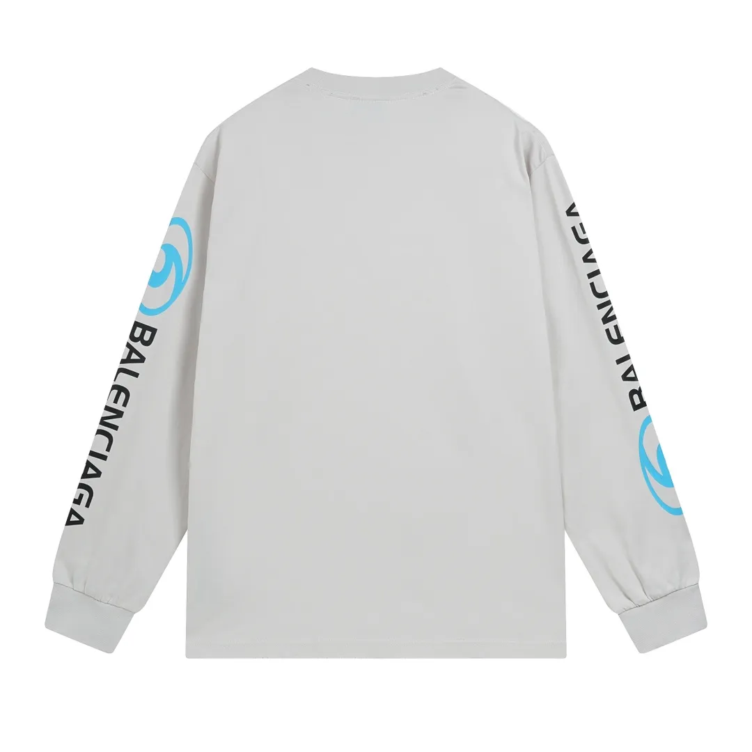 🅿️250 BALENCI*GA Paris surfing pattern long sleeves with letters. The fabric is made of Paris custom-woven double yarn cotton fabric. The weight is 280g. The thread is custom-woven and dyed without color difference. The front and back panels are made of environmentally friendly dot offset printing. Two high-temperature setting washes. os dropped shoulders and loose version. Same style for men and women -Color: gray blue beige -SIZE: XS S M L Style No. 8611#