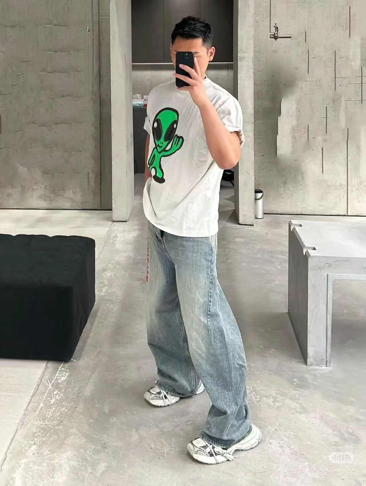 Model picture