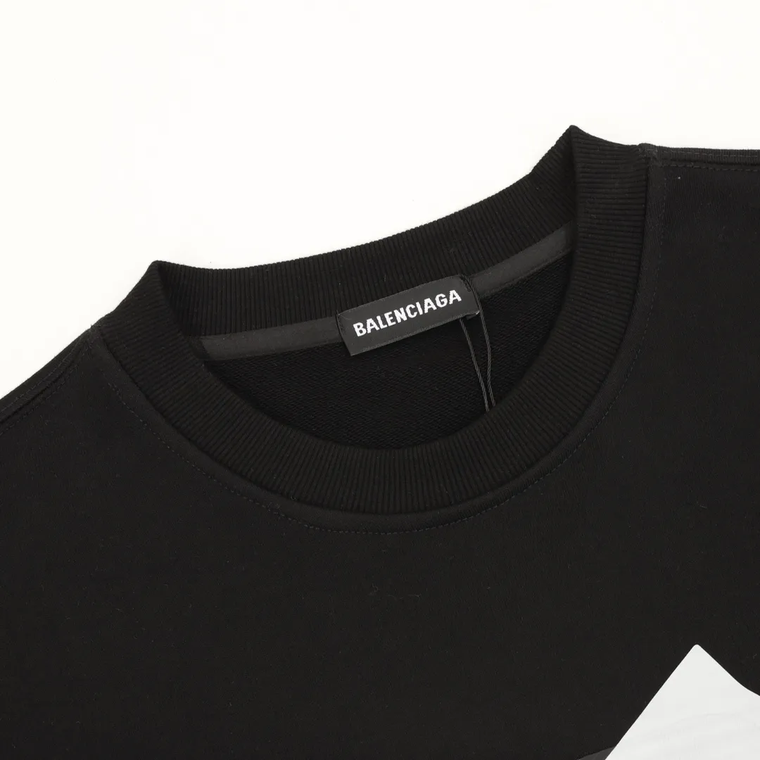 🅿️500 Balenciaga 25FW tape printed round neck sweatshirt, 480g high-grade combed cotton fabric, counter collar label, purchasing grade white thick plate hang tag, original hanging grain, three-dimensional foam printing on the front and back, strong layering, same style for men and women, couple style, oversize version, loose size: S-XL