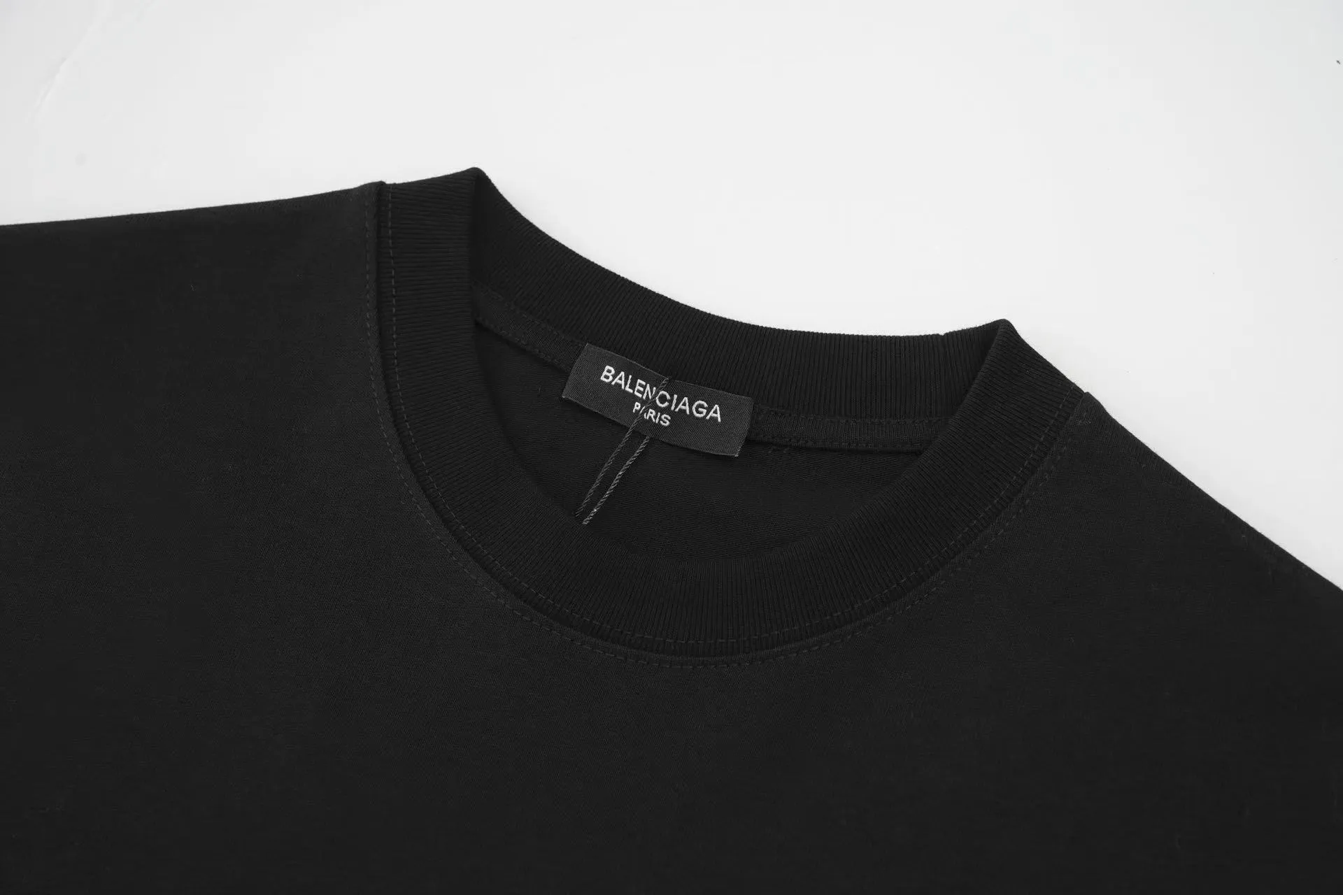 🅿️160 Style: 2026 new Balenciaga hot diamond short-sleeved T-shirt Material: Made of active colored diamond high version 300g double yarn combed cotton Size: S～XL Color: Black Style number: F3020