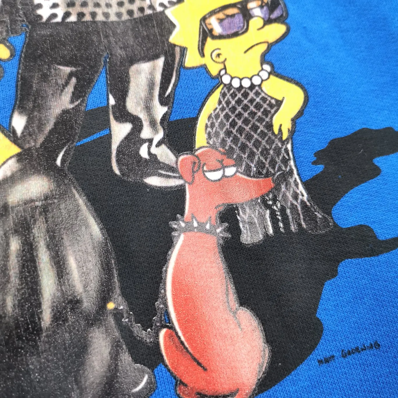 Additional details - Spring and Autumn top-notch proven version of Balenciaga BALENCIAGA The Simpsons cartoon pattern burst pattern pure cotton loose loose hooded sweatshirt for men and women couples. The process uses Kangli printing cracking effect. The front panel printing glue bursting effect uses imported transparent slurry to scrape the bottom to make the printing bursting feel uniform. (PS: If this process is missing, the printing will easily fall off in large areas after cracking.) The embroidery at the hem uses a Tajima embroidery machine imported from Japan, which makes the size and spacing of the letters even, and the hollows of the letters will not be filled. Precise craftsmanship, full of details. The fabric is made of 520g crystal composite fleece cotton, brand new, washed, and labeled. Genuine products are consistent and synchronized, and coded authentic products are consistent and synchronized. Top tested version, accurate and flawless.  Color: White Blue Black Size: XS-L P:520
