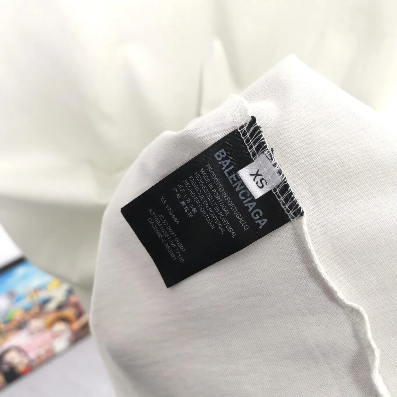 [New arrival] The top tested version of Balenciaga BALENCIAGA Cola Malone embroidery printed male and female couple star same style short-sleeved T-shirt in three colors, guaranteed to be the same as the original fabric, no color difference! Customized dyeing in a package! INS, Xiaohongshu’s popular style, classics that never fade away! The king of orders in Spain, the fried chicken is highly recommended! 32S 280g pure cotton double yarn fabric, comfortable and wide! Full of drape! The printing uses Tajima embroidery machine imported from Japan, which is known as the fighter among embroidery machines. The embroidery is meticulous, with no threads or skipped threads, the printing and embroidery are full and fine, and the letter spacing is consistent with ZP! Wearing it gives you full confidence and peace of mind! The labels and washes are all correct! On behalf of G at the same level! Consistent packaging at the counter!  Size: XS-L Color: Beige, taro purple, active gray, light hemp gray P:260