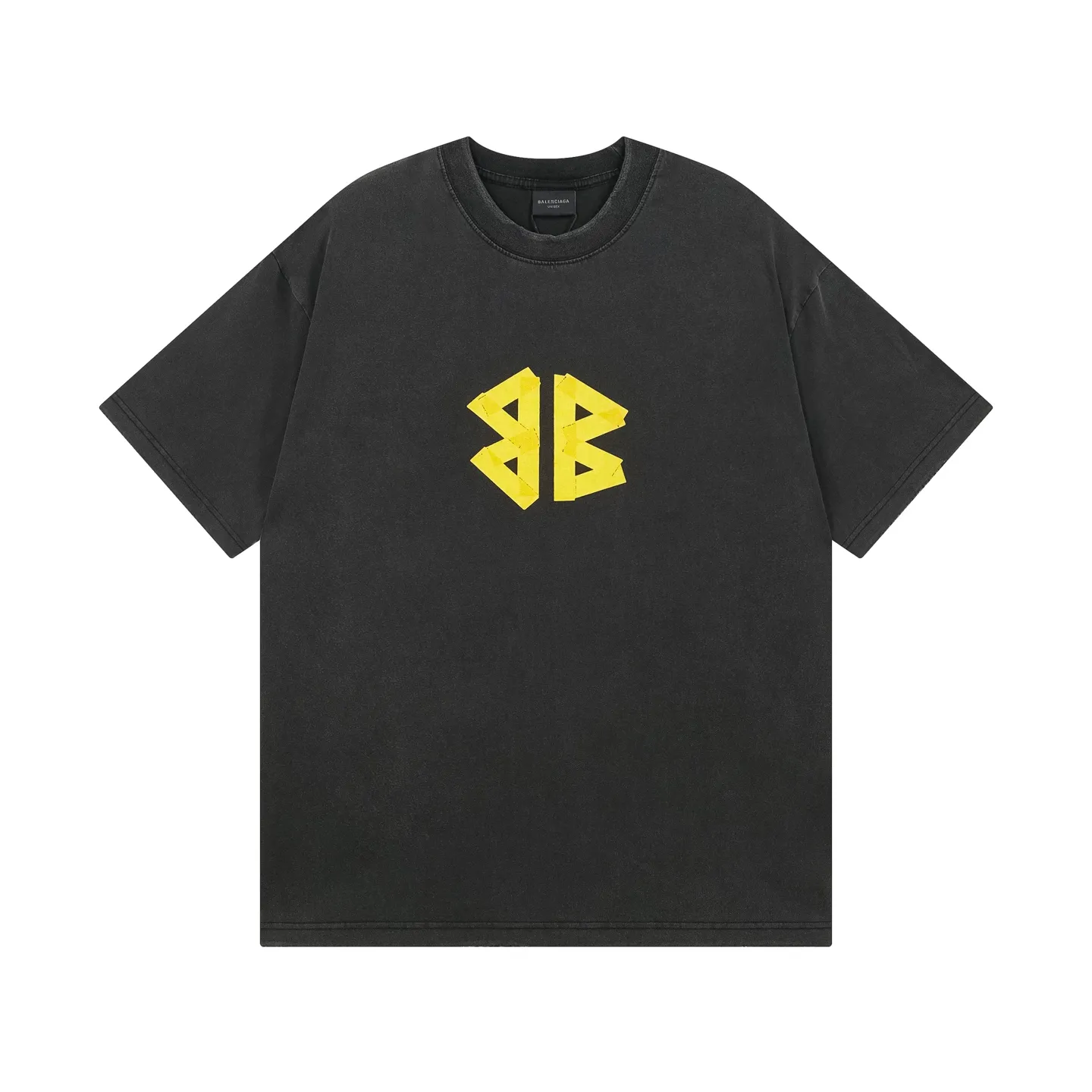 🅿️194 Actual pictures [Top version. Official website quality] BALENCI*GA/Paris. 25ss latest classic model. The tape printing adopts computer direct printing, and the ready-made clothes are washed and worn short-sleeved T-shirts. Brick cabinet synchronization. The fabric is made of Paris ZP custom-woven and dyed cotton double yarn compact cotton. The weight is 260 grams, the cloth surface is clean. The cloth pattern is clear, soft and comfortable, and the thread is dyed with no color difference. The classic pattern uses computer direct printing, the letters are clear and the effect is three-dimensional. Restored brick cabinet. The garments were washed and aged, and polished by many hands. Produced by ultra-heavy craftsmanship, the market currency is very different, welcome to compare.                                 The version adopts OS loose shoulder design. The same style for men and women. Code: BL253711 Color: Orange, washed black Size: XS S M L