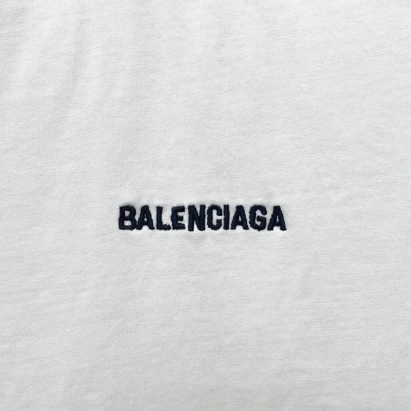 🅿️160 9102# Actual photo top version [[BALENCIA*GA] official website quality Paris new classic letter LOGO front and back embroidered short-sleeved T-shirt OS version loose dropped shoulders Unisex fabric: 260 grams 100% cotton double yarn Technology: front and back embroidery Garment washing Shape solid color Color: black white gray red Size: XS S M L
