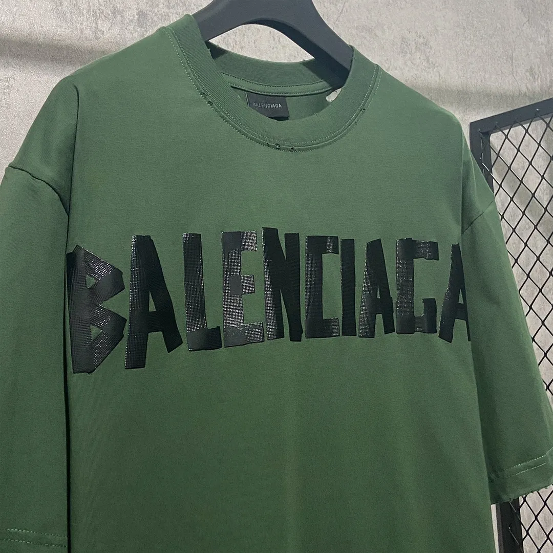 🅿️180 9110# Actual photo top version [[BALENCIA*GA] official website quality Paris new yellow tape bandage digital direct spray short-sleeved T-shirt OS version loose dropped shoulders Unisex style Fabric: 260g 100% pure cotton double yarn Process: front and rear digital direct spray garment wash worn distressed fixed color Color: gray blue white washed blue burgundy green Black silver rose red khaki Size: XS S M L