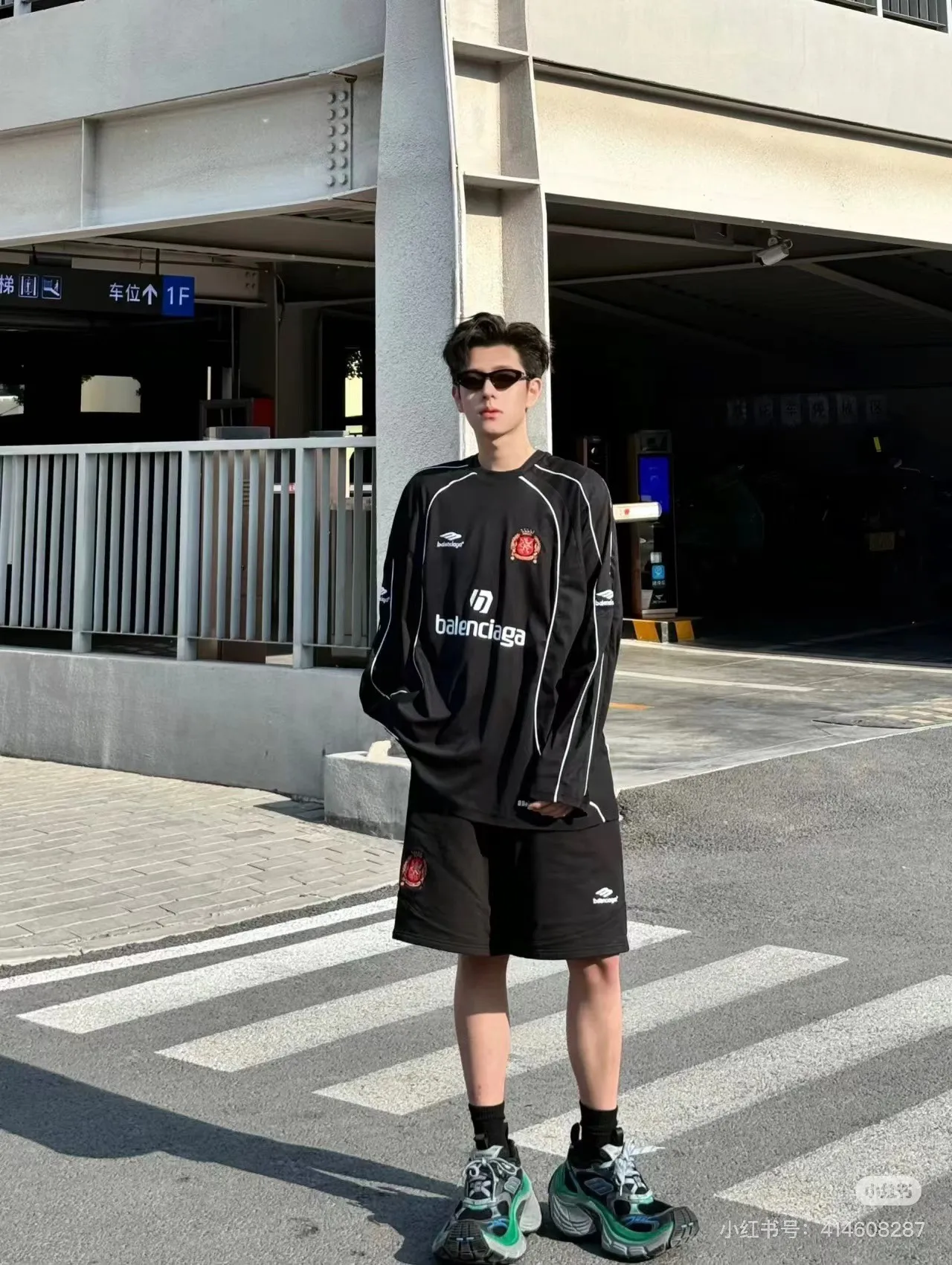 Model picture