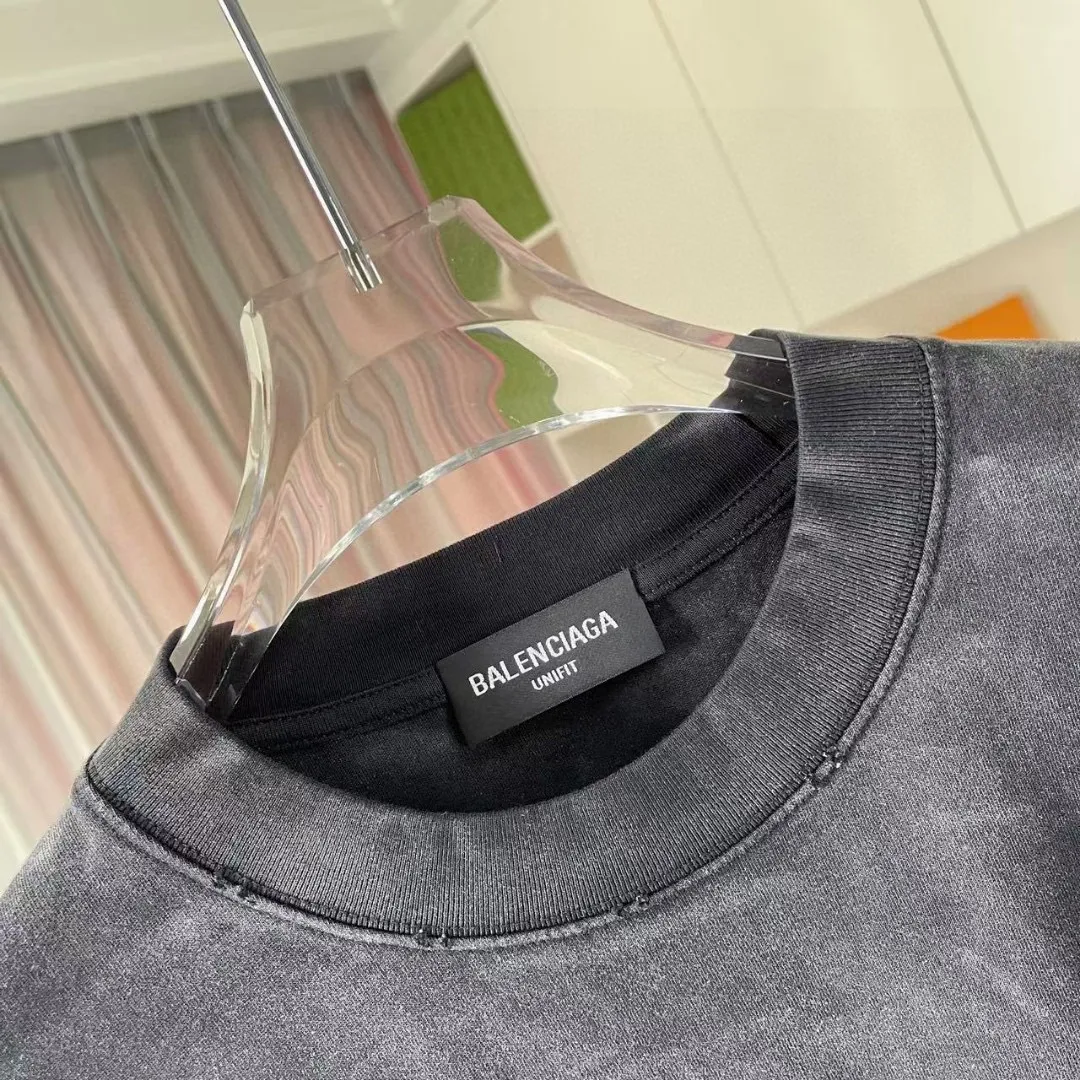 🅿️190 BALENCI*GA Paris 2025 summer new style, washed, distressed, spray-painted, personalized letter logo printing, customized fabric 320g, short-sleeved T-shirt, same style for men and women, size: S M L XL XXL five codes, color: black, white, gradient black, gradient red