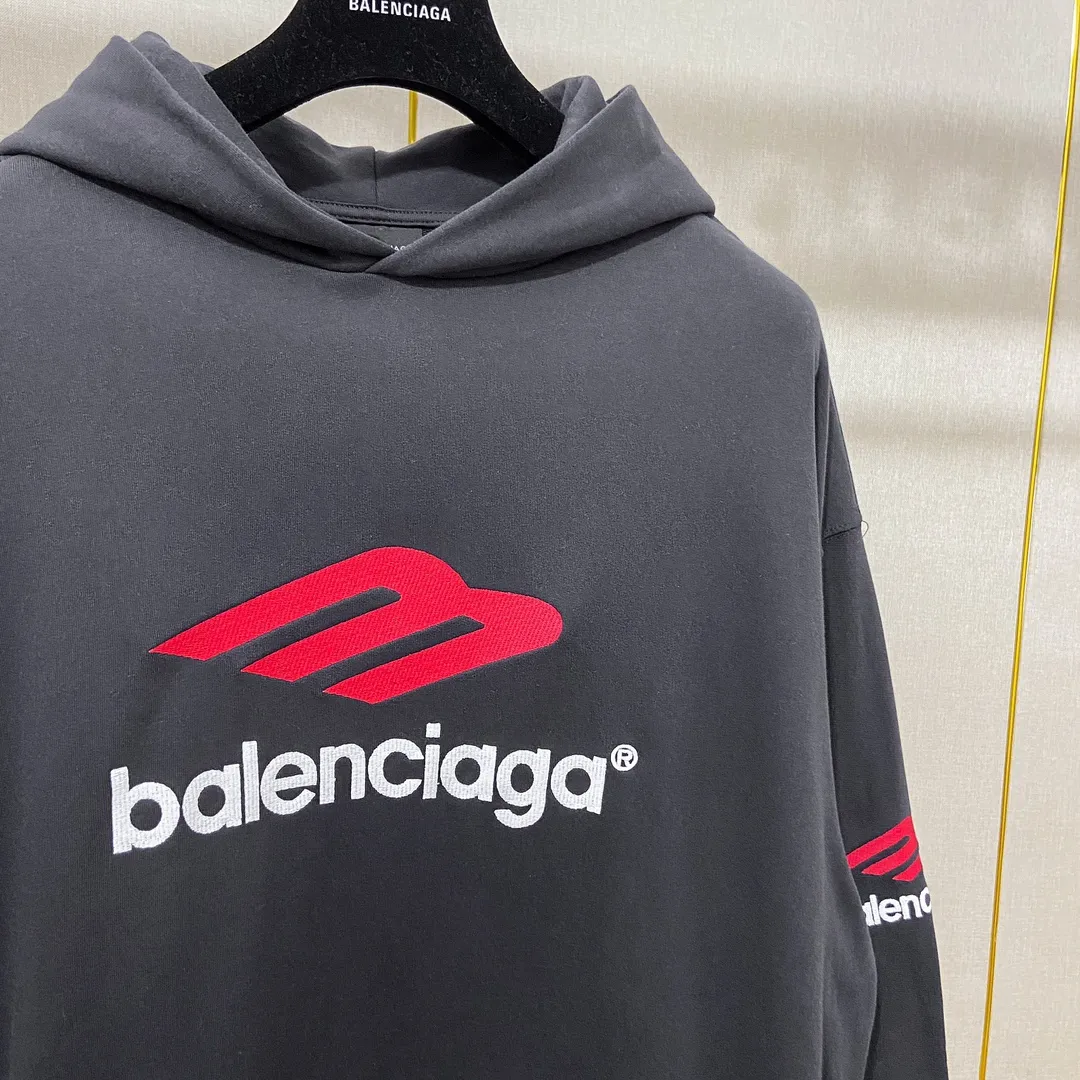 🅿️286 7152# Real photos Top version [BALENCIA*GA] Official website quality Paris' new 3M letter large LOGO embroidery series hooded sweatshirt OS version Loose dropped shoulders Unisex style Fabric: 480g 100% cotton terry Davidson Technics: Embroidery on the front and back panels, left and right sleeves Garment washing Shape fixation Color: Gray blue White Size: XS S M L