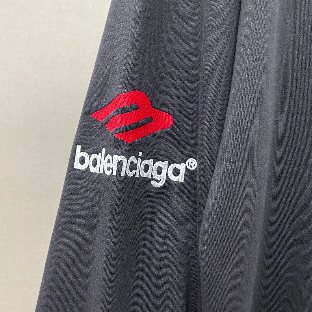 🅿️286 7152# Real photos Top version [BALENCIA*GA] Official website quality Paris' new 3M letter large LOGO embroidery series hooded sweatshirt OS version Loose dropped shoulders Unisex style Fabric: 480g 100% cotton terry Davidson Technics: Embroidery on the front and back panels, left and right sleeves Garment washing Shape fixation Color: Gray blue White Size: XS S M L