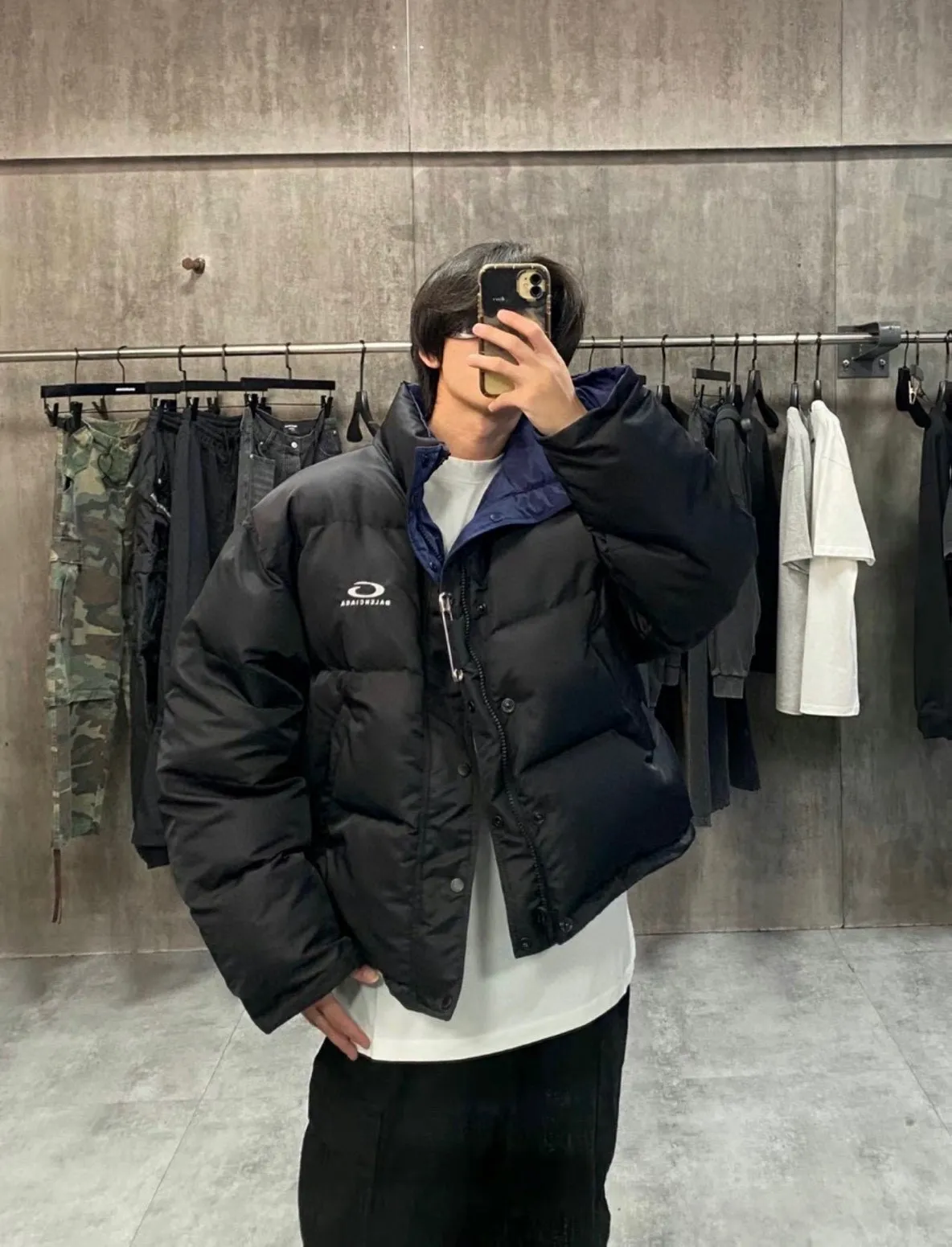 Balenciaga / Balenciaga Reversible Pin Top Information Pictureℹ️