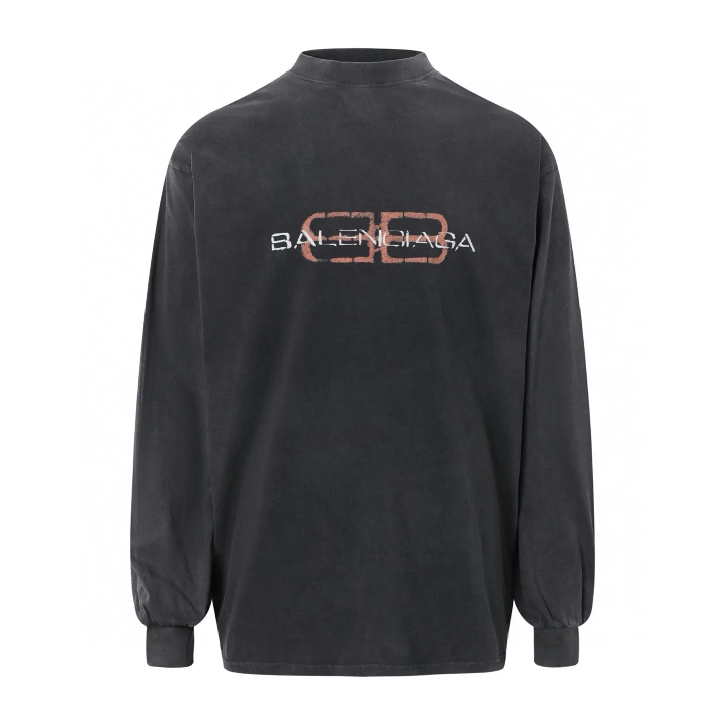 🅿️340 [Exclusive supply] BLCG 25FW double B printed washed and distressed long sleeves. The fabric is made of 200 grams of pure cotton. The weight is just right for the upper body and is very skin-friendly and comfortable. The neckline is different from the previous Bajia. It has a wide neckline. The color is gray and non-market vulcanized black. The printing uses a digital direct printing machine, which makes the hand feel softer. The ink is integrated into the fiber without glue, which increases the wearing comfort. The salt-fried process of garment washing water, the fabric and coarse salt are tumbled at high temperature in the washing machine. The salt particles rub the surface and absorb the dye. The fried-salt process can achieve a more uniform fading effect, making the fabric appear naturally whitened and slightly whitened, making the transition of the entire garment more natural. Size:S-M-L