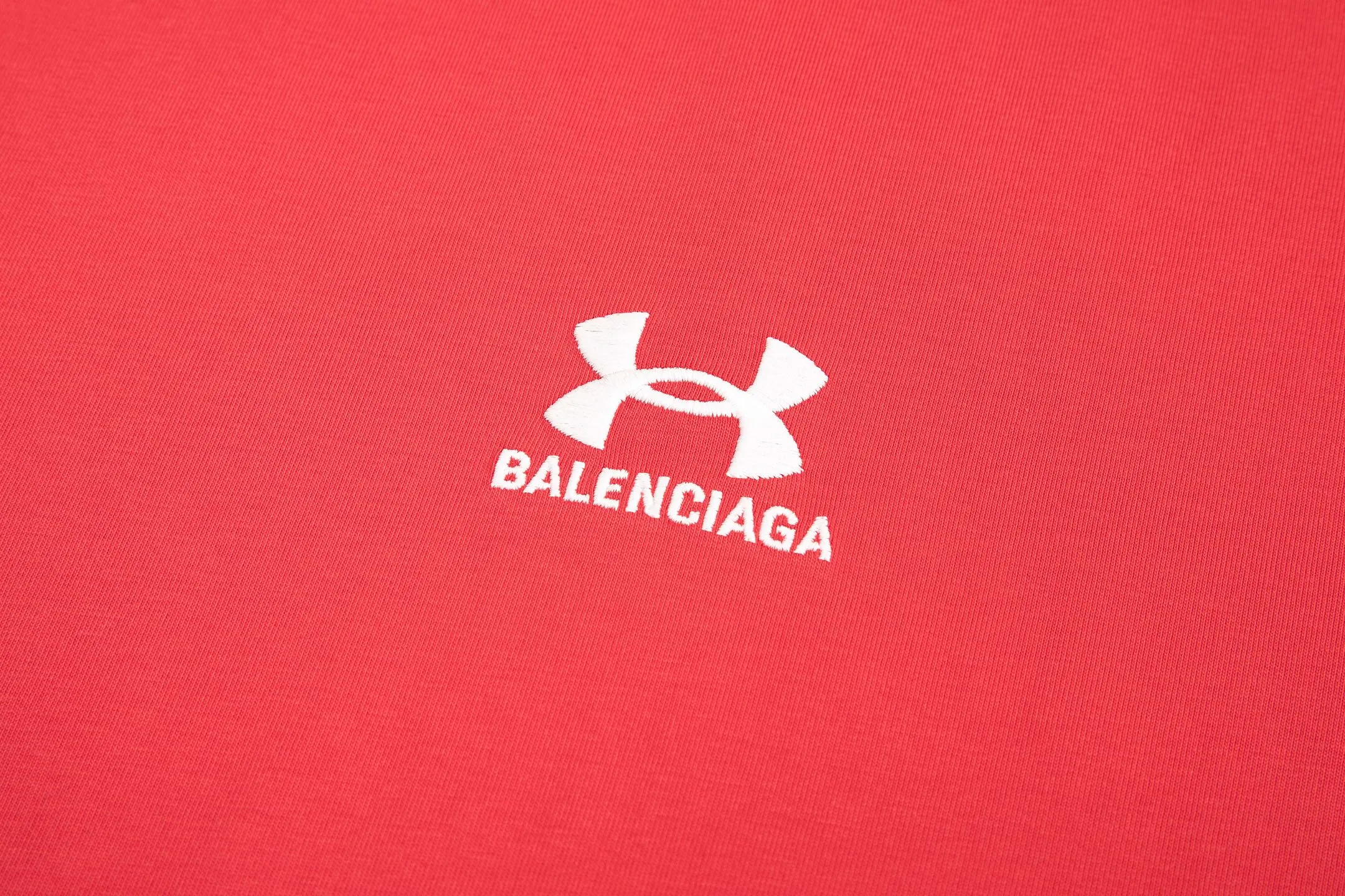 🅿️170 9158# Detailed picture Top version [[BALENCIA*GA] official website quality New Paris co-branded UnderArmour front and rear embroidered short-sleeved T-shirt OS version Loose dropped shoulders Unisex Fabric: 260g 100% cotton double yarn Process: Front and back embroidery Garment washing Shape solid Color: Black Red Size: XS S M L