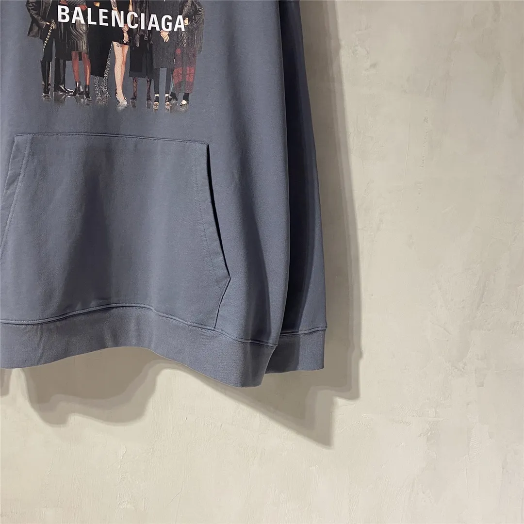 The certified version of BALENCIAGA Balenciaga portrait band B family hooded sweatshirt 1:1 restored replica version is a popular hot item in ins Xiaohongshu and a popular recommendation from Internet celebrity bloggers. The fabric is made of 480 grams of large terry cotton fabric, and has been pre-shrunk to a weight of about 520 grams. The original purchase is made and patterned, and the positioning and cutting process is used! Pure version! The imported Israeli Kornit digital direct-injection printing technology makes the reflection of characters three-dimensional and real. This is also the first place to look for identification. I make every piece of clothing with conscience and strive for excellence in every aspect. Just to sell a piece of clothing and retain a customer. Although our products are a little more expensive than others, the expensive money is kept in the clothes and is definitely not imported into my pocket.  Customized washable labels, bag labels, and collar labels. Can reach professional level.  Restore the 1:1 replica craftsmanship! B's new early autumn series, a very high-end series of single items for men and women!  Size: XS-L Color: Gray P:450