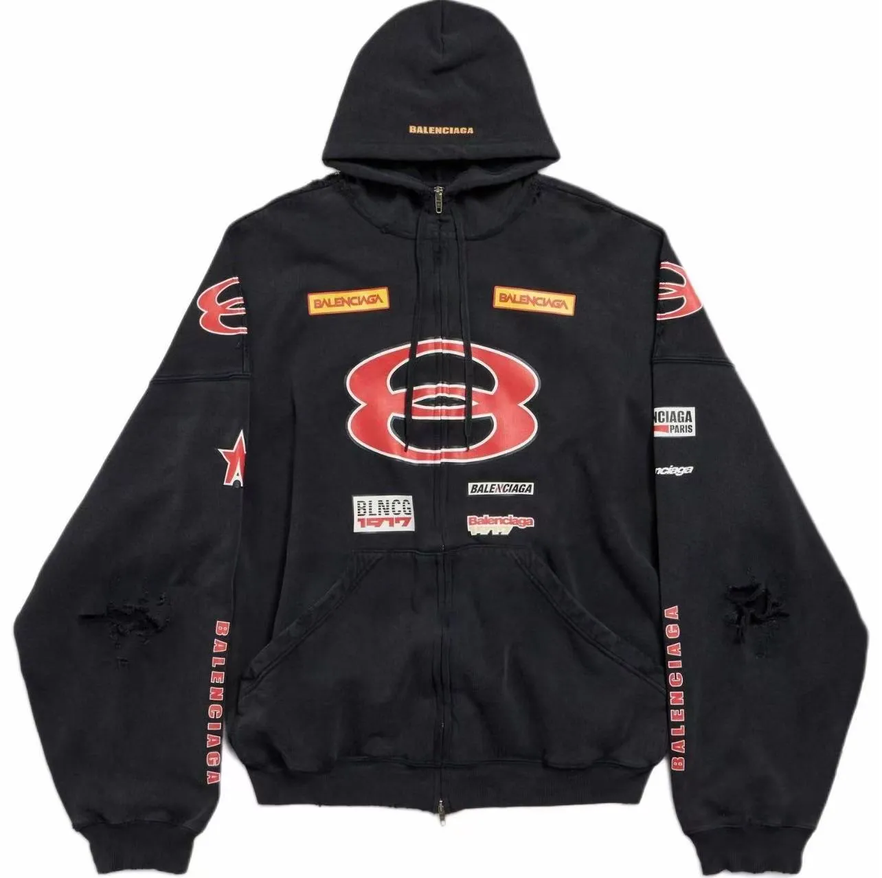 🅿️420 Detailed picture [Top version. Official website quality] BALENCI*GA/Paris. 25ss latest model. Paris double-ring LOGO combination racing suit series multi-digit printing, washed multi-digit worn zipper cardigan hooded sweatshirt. The brick cabinets are synchronized. The fabric is made of Paris ZP custom-woven and dyed cotton sweatshirt. Weighing 460 grams, the cloth surface is clean. The cloth pattern is clear, soft and comfortable, and the threads are dyed with no color difference. The classic LOGO pattern is printed with environmentally friendly imported materials, with clear letters and a strong three-dimensional feel. Restored brick cabinet. The garments were washed and aged, and polished by many hands. Produced by ultra-heavy craftsmanship, the market currency is very different, welcome to compare. The version adopts OS loose shoulder design. The same style for men and women. Code: BL259927 Color: Washed Black Size: XS S M L