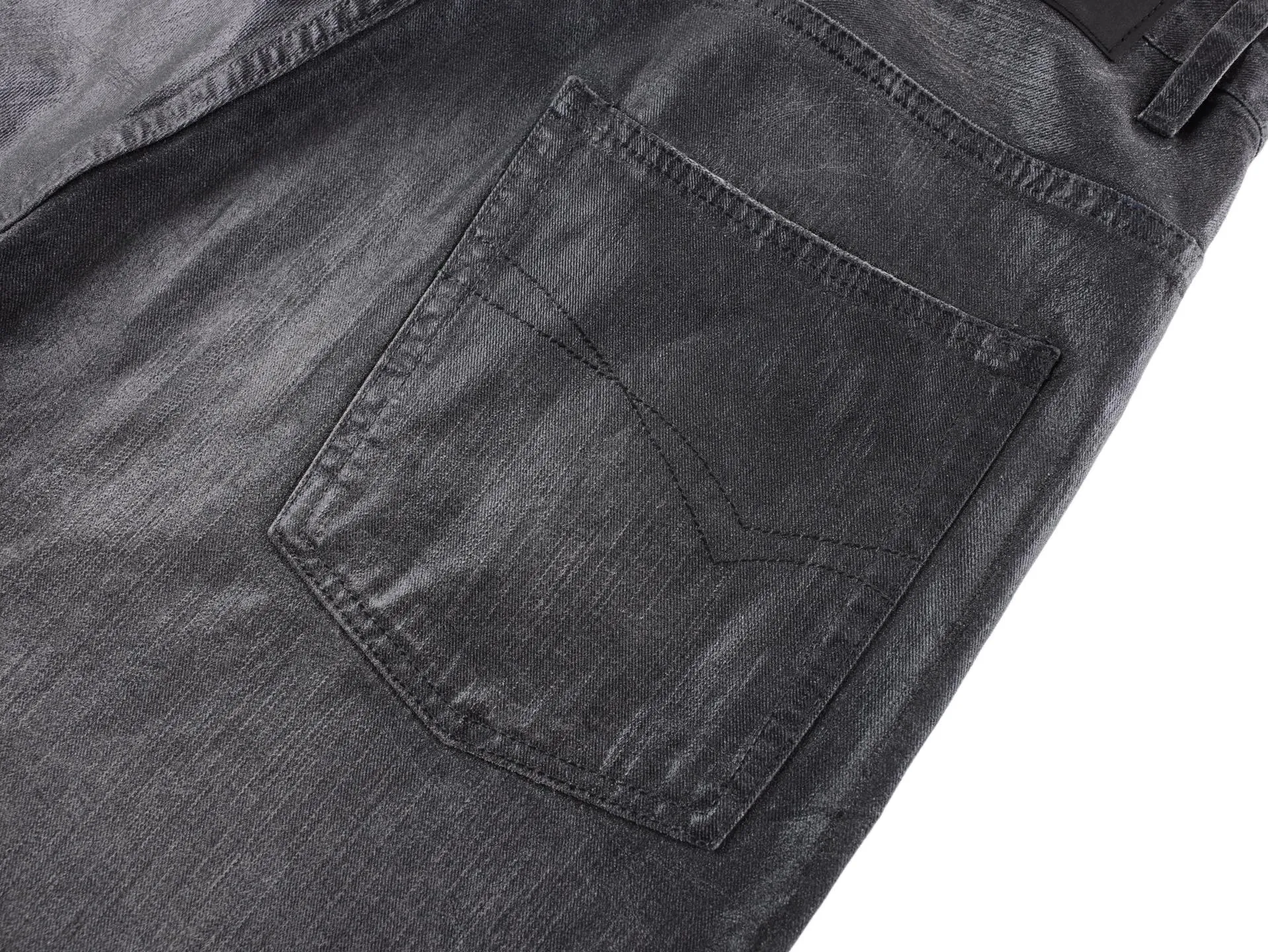 🅿️720 [Exclusive supply] BLCG 25FW black and gray waxed denim trousers. We use 14OZ slub denim fabric imported from Japan. The fabric has a fine texture and clear lines. It is of the highest quality. The washed lines are clear and meticulous, with a strong sense of craftsmanship. Non-market garbage washing. The entire denim is waxed. The cost is very high. The distressed hardware and accessories are customized, and the waxed details of the raw edges of the trouser legs are perfectly restored at the same time. The floor-sweeping version is original and unaltered. Size:S-M-L-XL