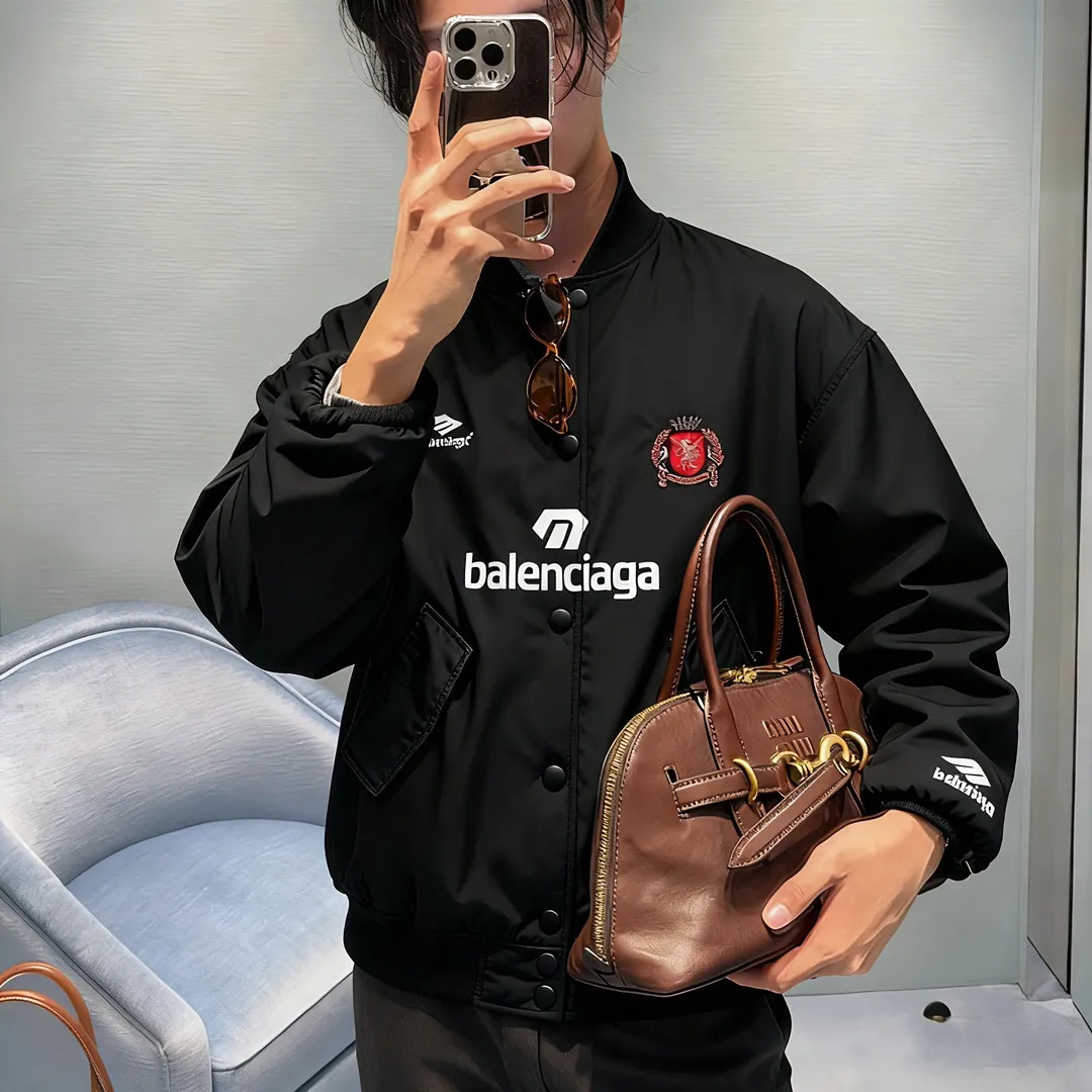 Balenciaga / Balenciaga Manchester United embroidered baseball flight cotton jacket Upper body consultation picture ℹ️