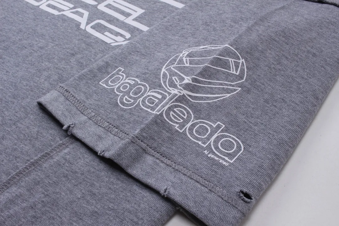 🅿️194 Detailed picture [Top version. Official website quality] BALENCI*GA/Paris AI GENERATED series new T-shirt #2024 new style. The reverse stitching design is full of sense. The front, back and left sleeves are printed with the new LOGO. The ready-made clothes are washed and worn. Notice! ️The original version of this style is made with reverse stitching. It is worn, washed and distressed. This is the normal practice in the Jubie market. The black and gray cuff prints are different. #2024 Spring and Summer Brick Cabinet Synchronization Welcome to compare. The fabric is made of Paris ZP custom-woven and dyed cotton double yarn, with a weight of 260 grams. The cloth surface is clean. The cloth pattern is clear, soft and comfortable. The threads are dyed with no color difference. The classic letter LOGO is printed with imported environmentally friendly glue. The letters are clear and the effect is three-dimensional. Restore the brick cabinet, adopt OS loose shoulder style. Same style for men and women. Code: BL223335 Color: black, light gray, white. Size: XS to L