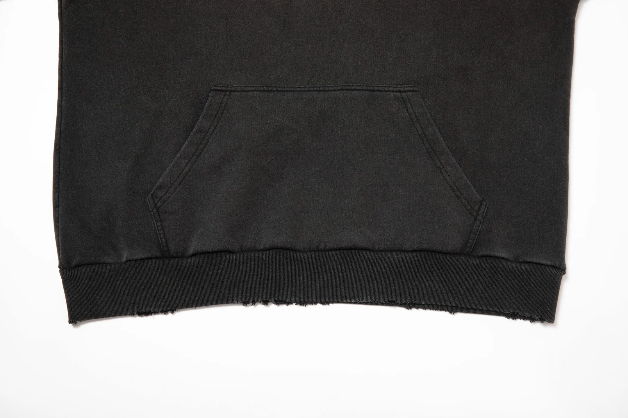 🅿️300 7203# Detailed picture Top version [[BALENCIA*GA] official website quality Paris new wheat ear LOGO front embroidered hooded sweatshirt OS version Loose dropped shoulders Unisex style Fabric: 480g 100% cotton terry David sweater Craftsmanship: Front embroidery Garment wash Distressed Frayed Styling Solid color Color: Washed black Size: XS S M L