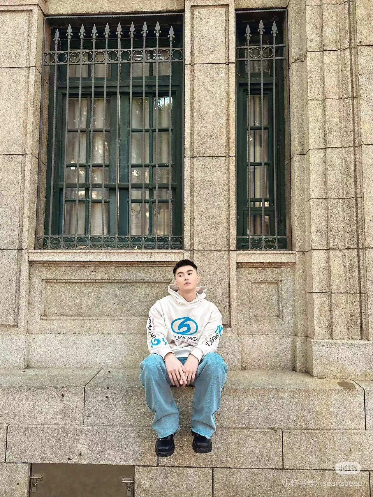 Model picture