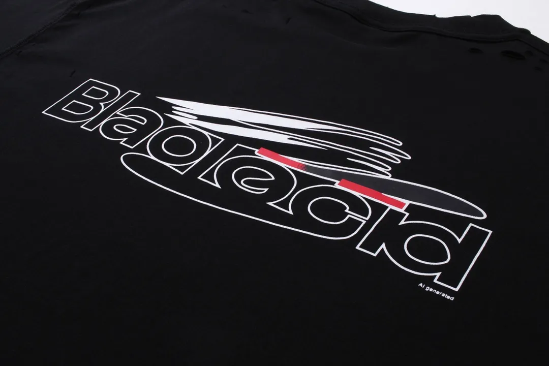 🅿️194 Detailed picture [Top version. Official website quality] BALENCI*GA/Paris AI GENERATED series new T-shirt #2024 new style. The reverse stitching design is full of sense. The front, back and left sleeves are printed with the new LOGO. The ready-made clothes are washed and worn. Notice! ️The original version of this style is made with reverse stitching. It is worn, washed and distressed. This is the normal practice in the Jubie market. The black and gray cuff prints are different. #2024 Spring and Summer Brick Cabinet Synchronization Welcome to compare. The fabric is made of Paris ZP custom-woven and dyed cotton double yarn, with a weight of 260 grams. The cloth surface is clean. The cloth pattern is clear, soft and comfortable. The threads are dyed with no color difference. The classic letter LOGO is printed with imported environmentally friendly glue. The letters are clear and the effect is three-dimensional. Restore the brick cabinet, adopt OS loose shoulder style. Same style for men and women. Code: BL223335 Color: black, light gray, white. Size: XS to L