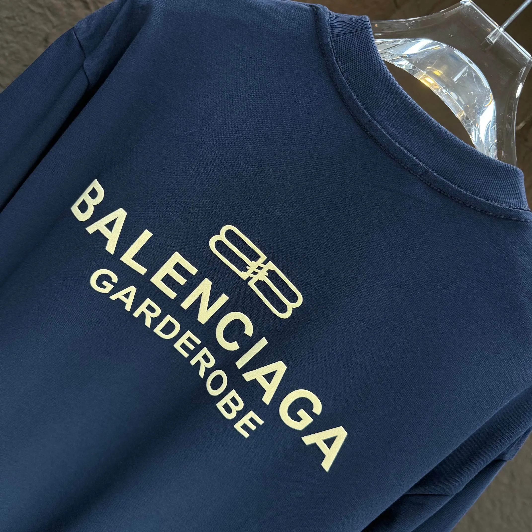🅿️240 BALENC* Paris* 2025 autumn and winter new thick long-sleeved T-shirt 320g pure cotton letter logo flocking Color: black white night blue code number: S M L XL