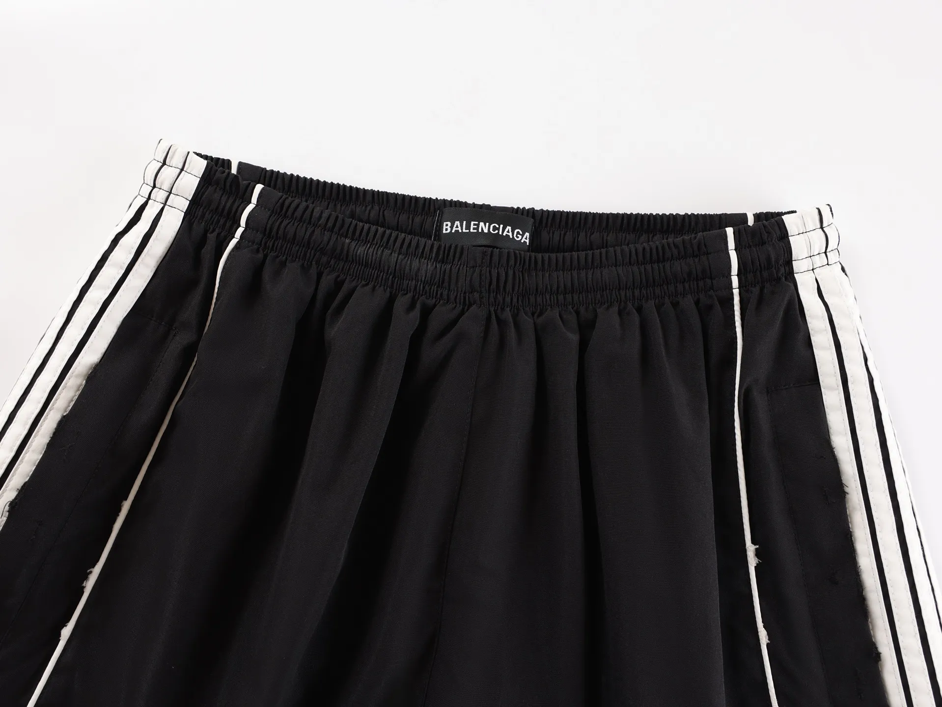 🅿️520 [Exclusive supply] BLCG 25SS ring-shaped five-bar pull-up trousers. The fabric is made of high-quality 200D nylon cotton fabric. The inner mesh is more breathable and comfortable. It is different from the ready-made fabrics on the market. It is three times the price of ordinary fabrics on the market. The embroidery uses imported Behringer, precision operation of 10,000-needle density, hardware accessories, and zipper pullers are customized by mold opening. Size:XS/S/M