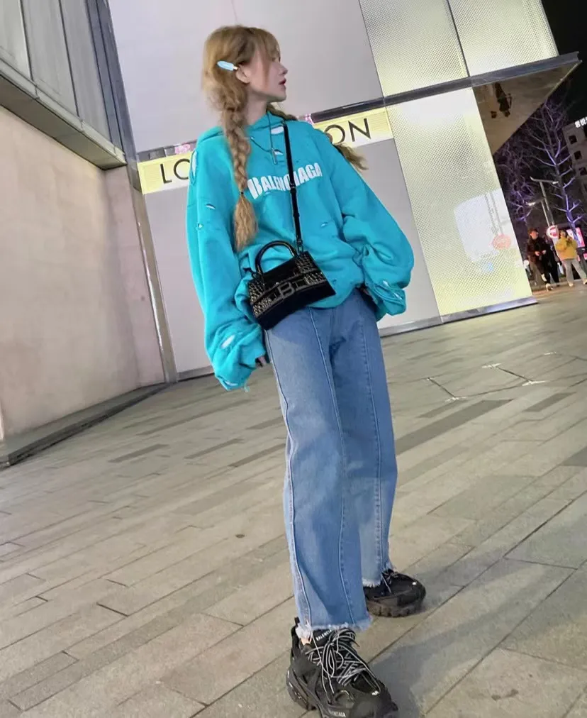 Model picture