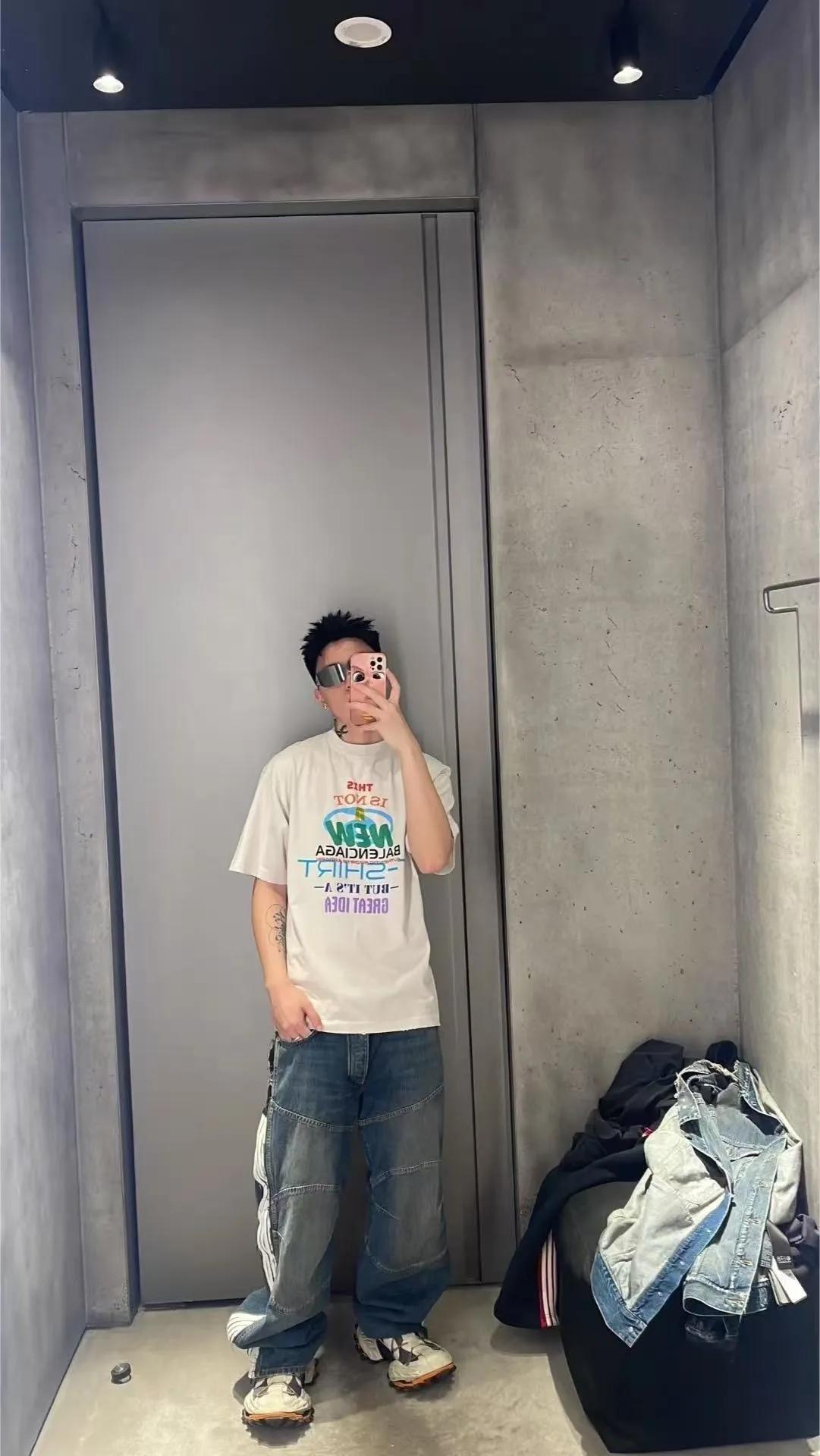 Model picture