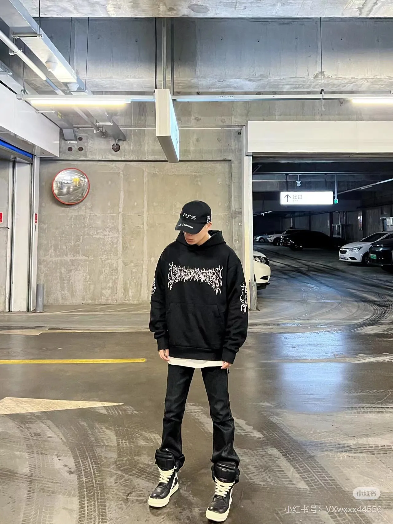 Model picture