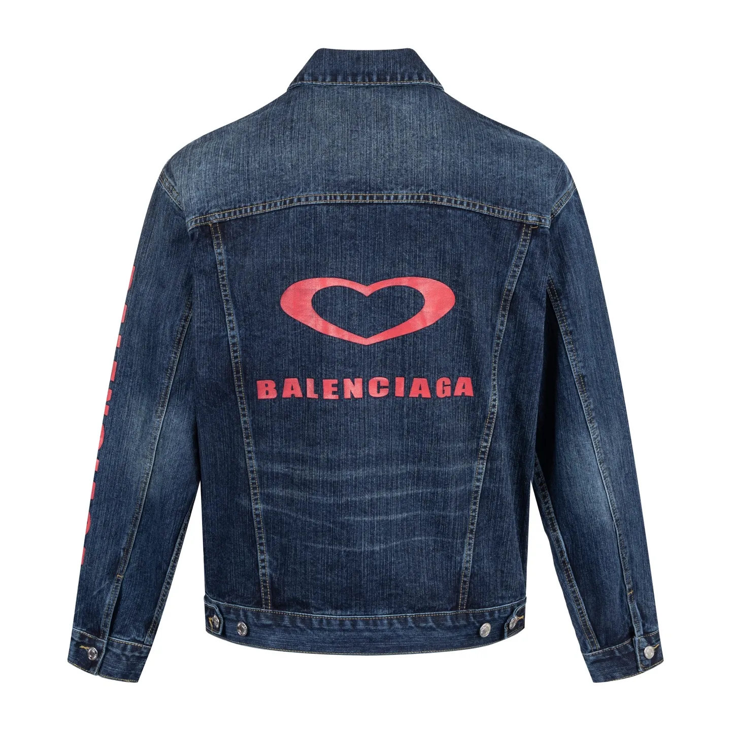 🅿️480 [Exclusive supply] BLCG Chinese Valentine's Day limited love printed denim jacket. The original purchase is 12,800. The fabric is made of 460 grams of slub cotton high-end customized fabric. It has excellent washing and fraying effect. It feels breathable and thick. It is purely handmade! The details of each part are made of high-quality metal, and the production process is extremely time-consuming and labor-intensive. The three-dimensional printing details show an exquisite effect. The matching style is full of fashion and trend. The same style is versatile for men and women, showing luxury, classic and durability! Loose fit, suitable for men and women. Size:1/2/3/4