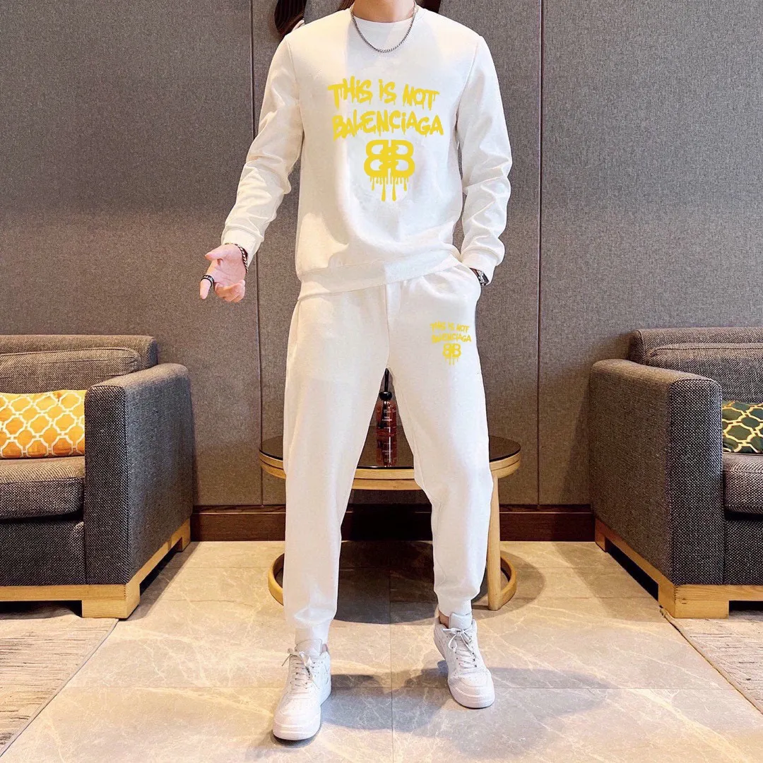 🅿️380 [BALENCIAGA] (Gospel for Fatty) hot-selling suit is coming. Focus on the original version of the official website. 2025 new hot-selling sweatshirt suit. The original order is the best. 🇭🇰The meticulous work of top designers. It has a fitting and perfect upper body effect. 100% natural high-quality Roman cotton, close-fitting comfort, noble and elegant! Original hardware embodies elegance and nobility! Counter size: M-5XL (maximum wear up to 220 pounds)