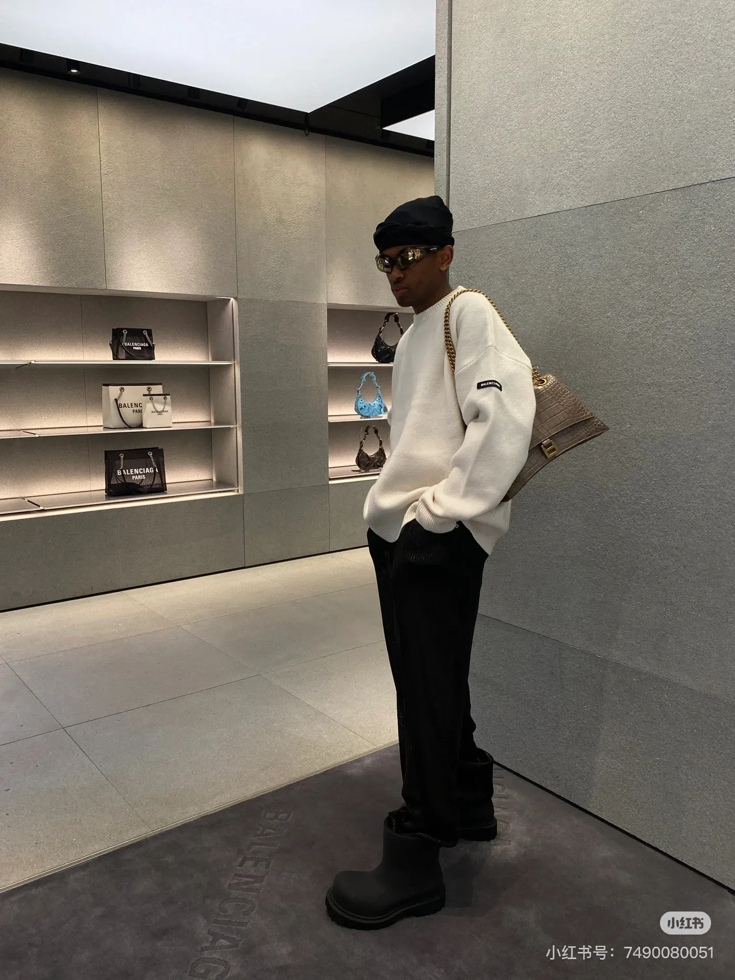 Model picture