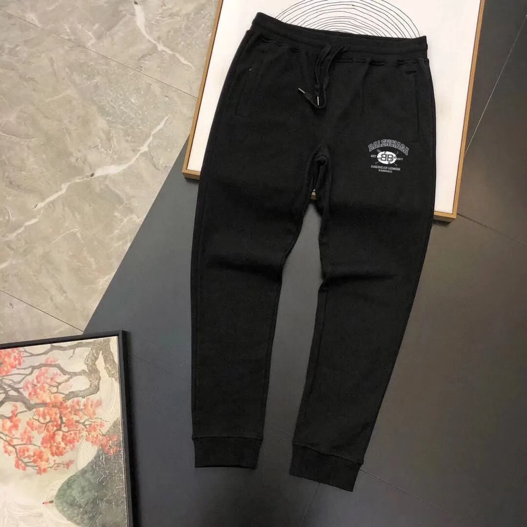 🅿️380 [BALENCIAGA] (Gospel for Fatty) hot-selling suit is coming. Focus on the original version of the official website. 2025 new hot-selling sweatshirt suit. The original order is the best. 🇭🇰The meticulous work of top designers. It has a fitting and perfect upper body effect. 100% natural high-quality Roman cotton, close-fitting comfort, noble and elegant! Original hardware embodies elegance and nobility! Counter size: M-5XL (maximum wear up to 220 pounds)